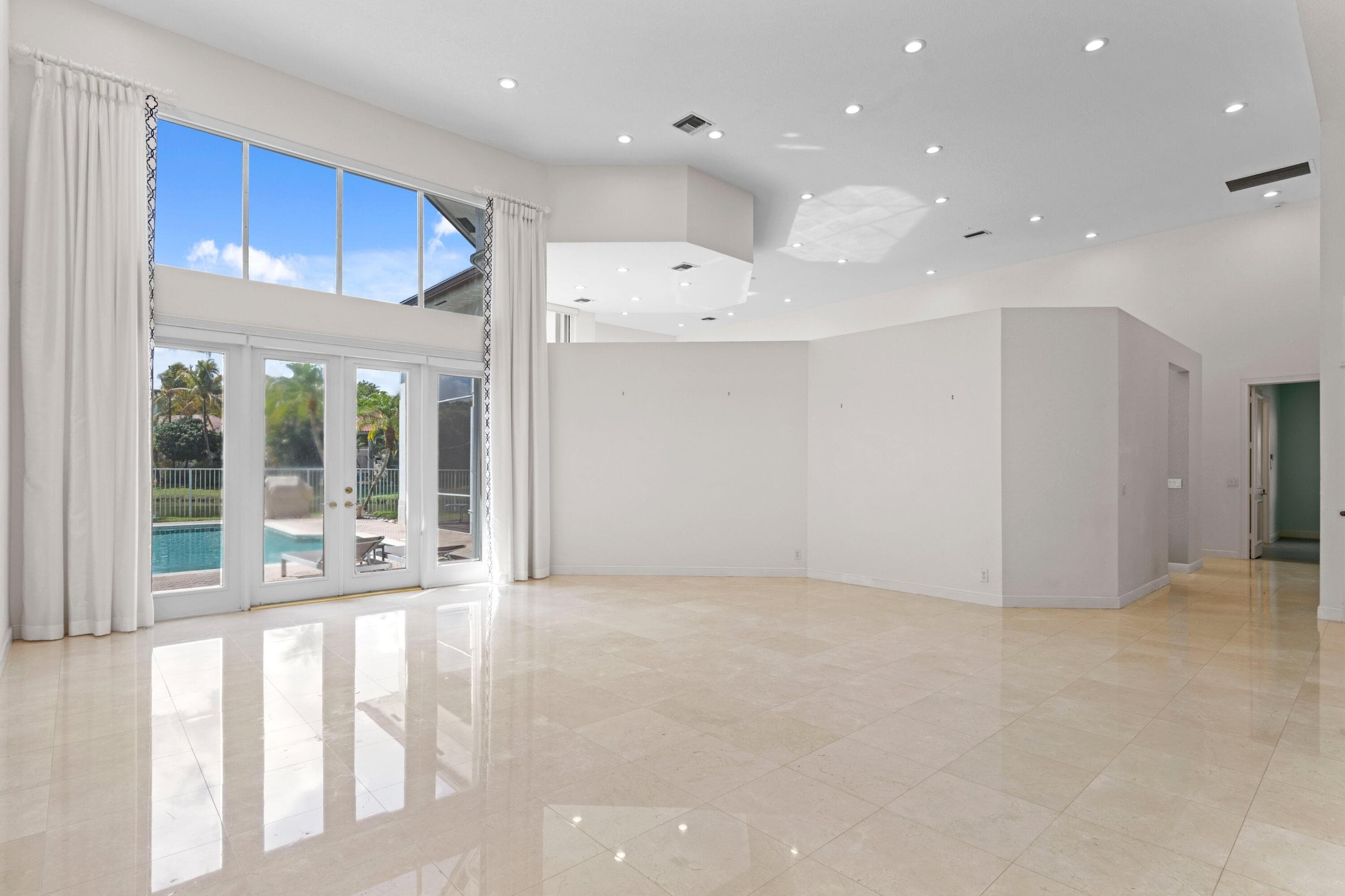 19230 Fox Landing Drive, Boca Raton, FL 33434 — photo 5 of 58