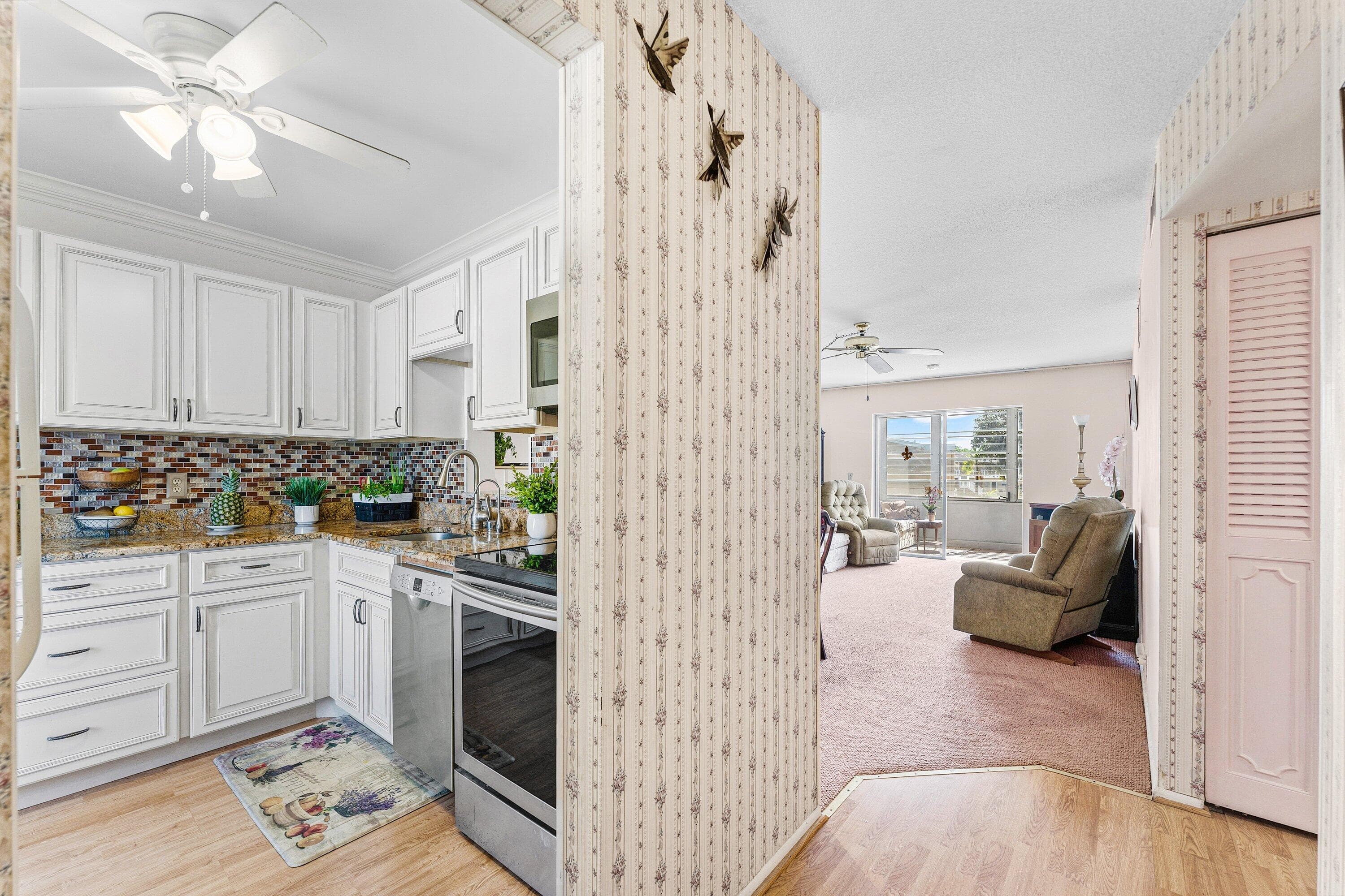 2191 NE 1st Court 202, Boynton Beach, FL 33435 — photo 11 of 44
