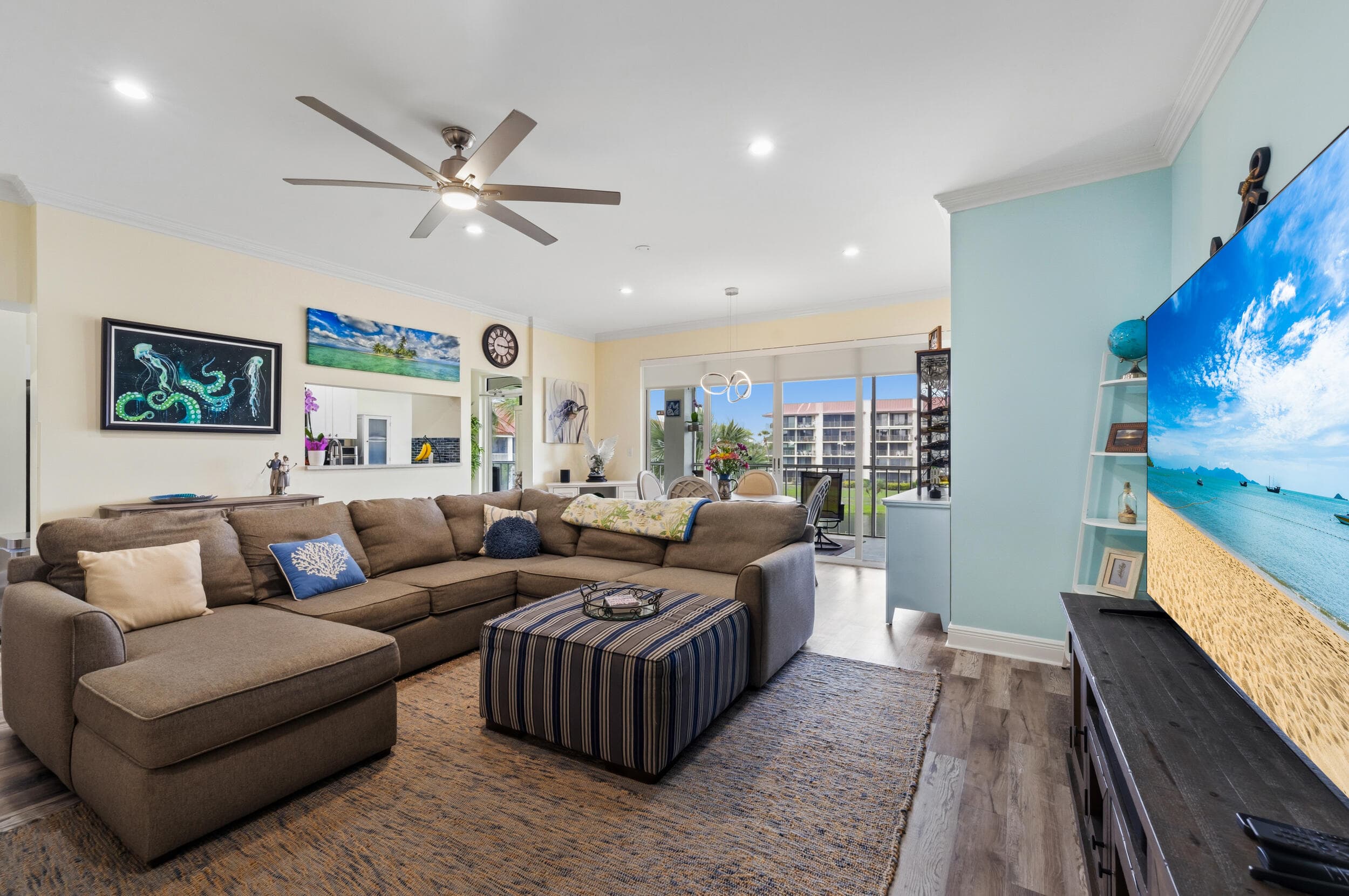 108 Half Moon Circle C3, Hypoluxo, FL 33462 — photo 3 of 35