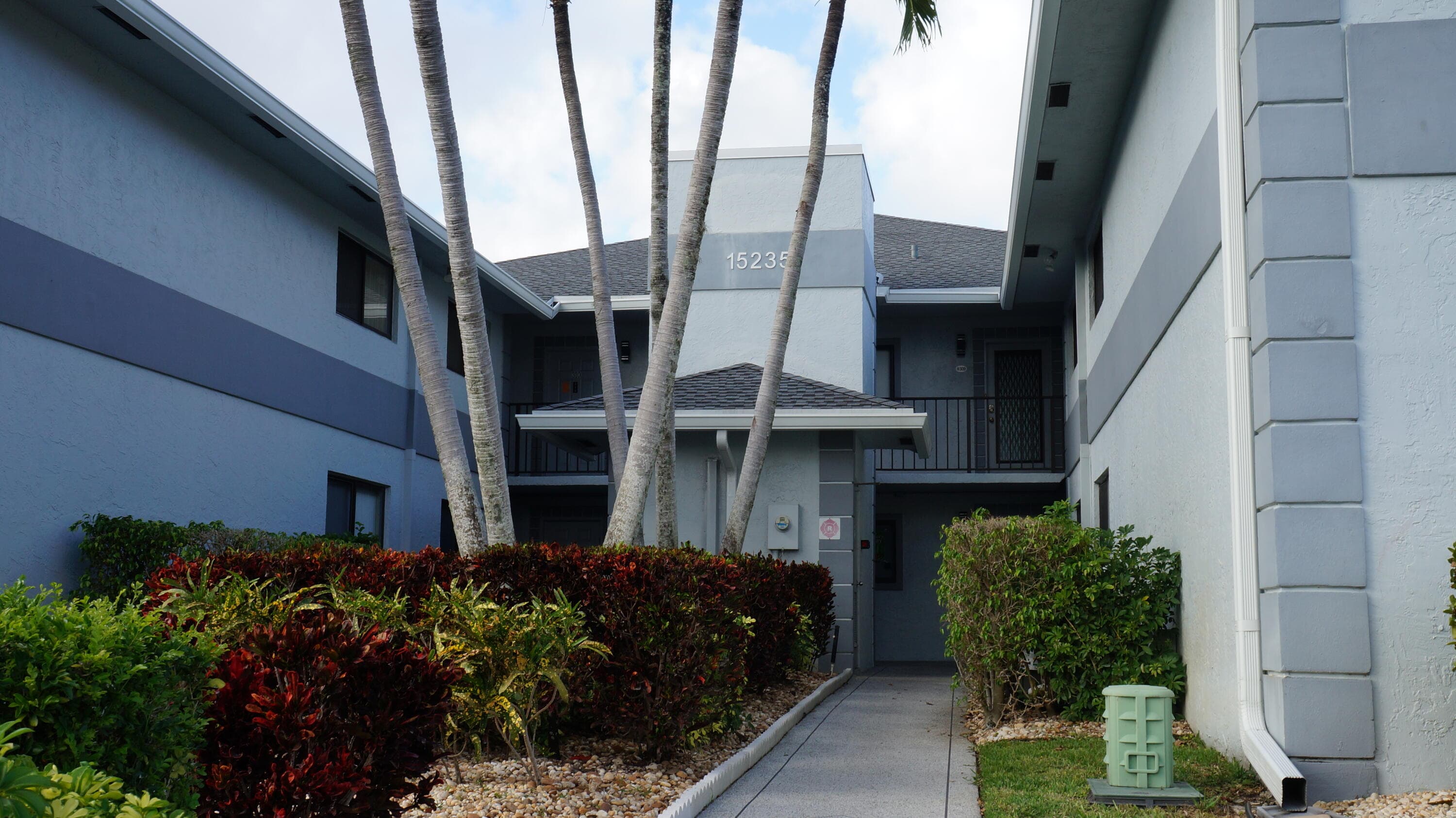 15235 Lakes Of Delray Boulevard 308, Delray Beach, FL 33484 — photo 1 of 34