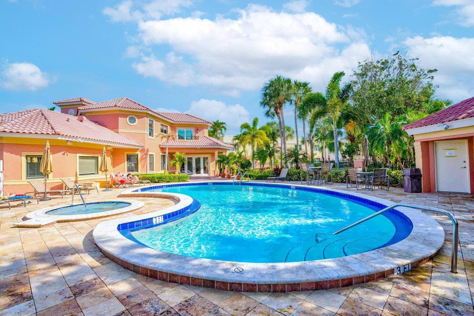 400 Uno Lago Drive 103, Juno Beach, FL 33408 — photo 36 of 47