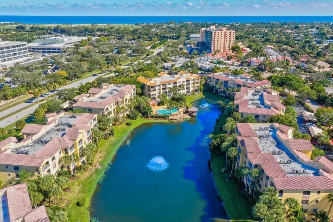 400 Uno Lago Drive 103, Juno Beach, FL 33408 — photo 4 of 47