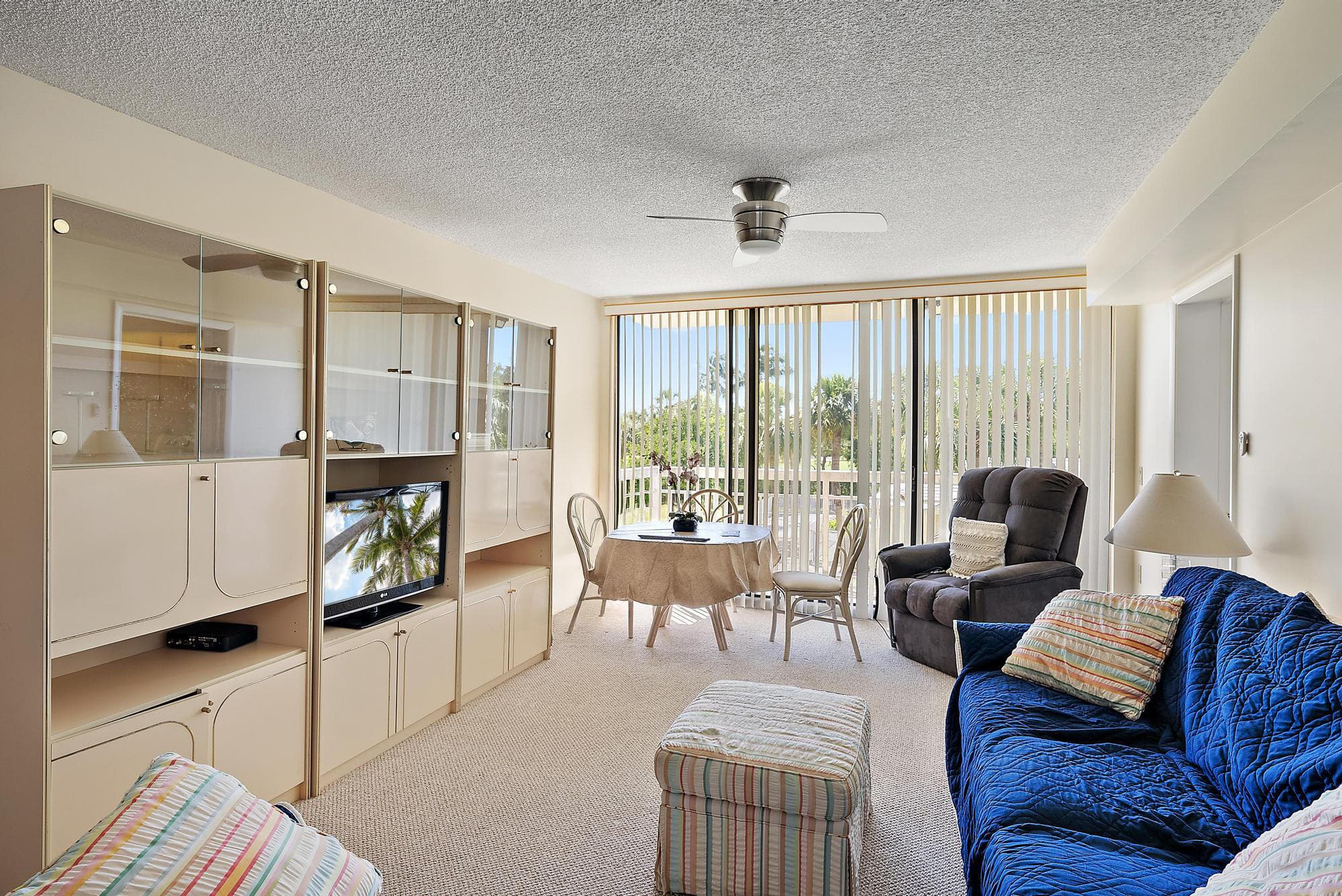 2761 Village Boulevard 303, West Palm Beach, FL 33409 — photo 6 of 12