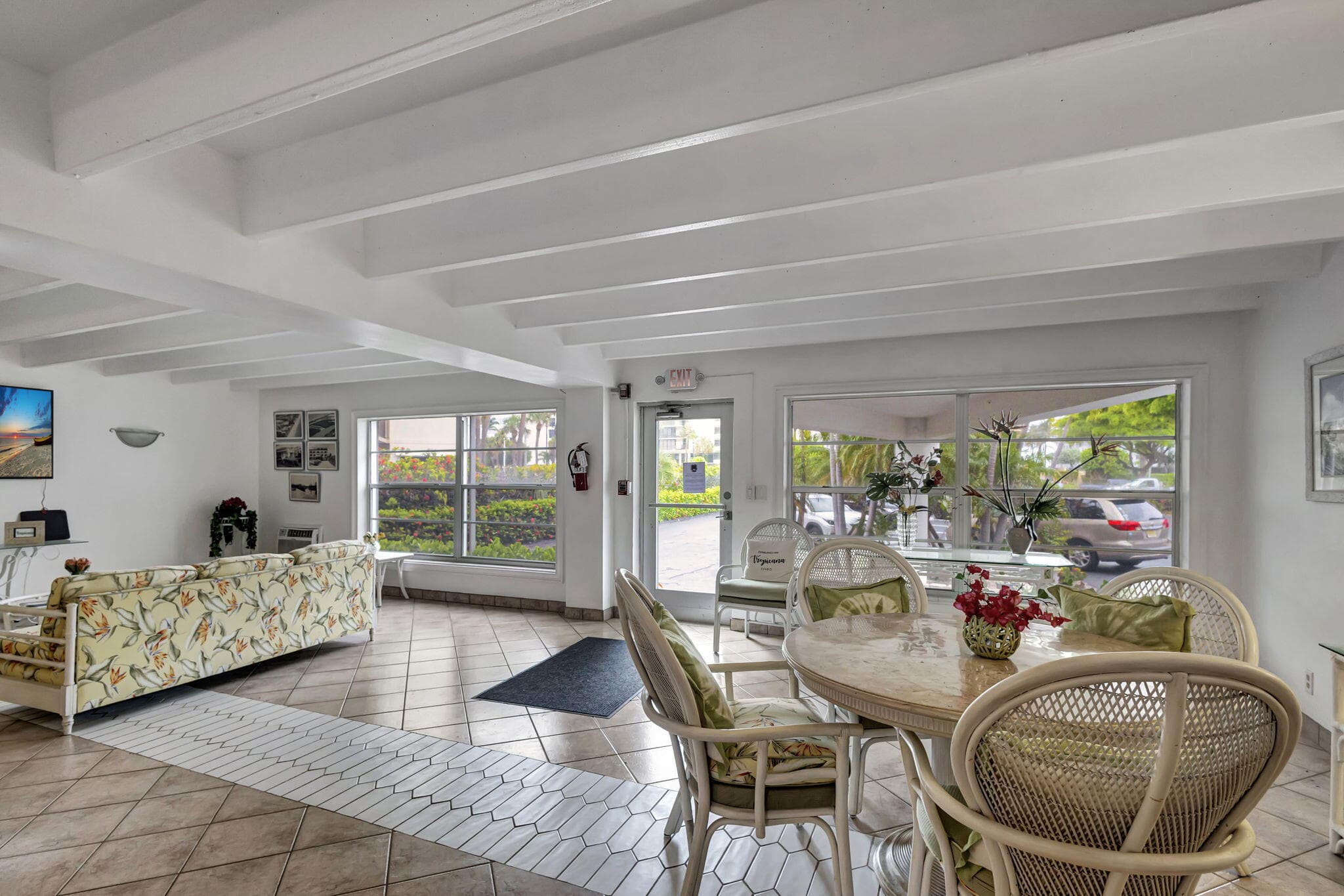 4001 S Ocean Boulevard 308, South Palm Beach, FL 33480 — photo 16 of 21