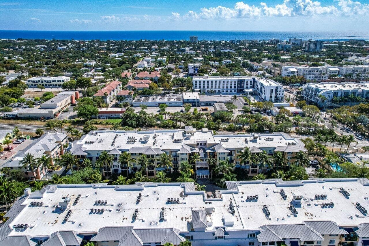255 NE 3rd Avenue 2410, Delray Beach, FL 33444 — photo 35 of 38