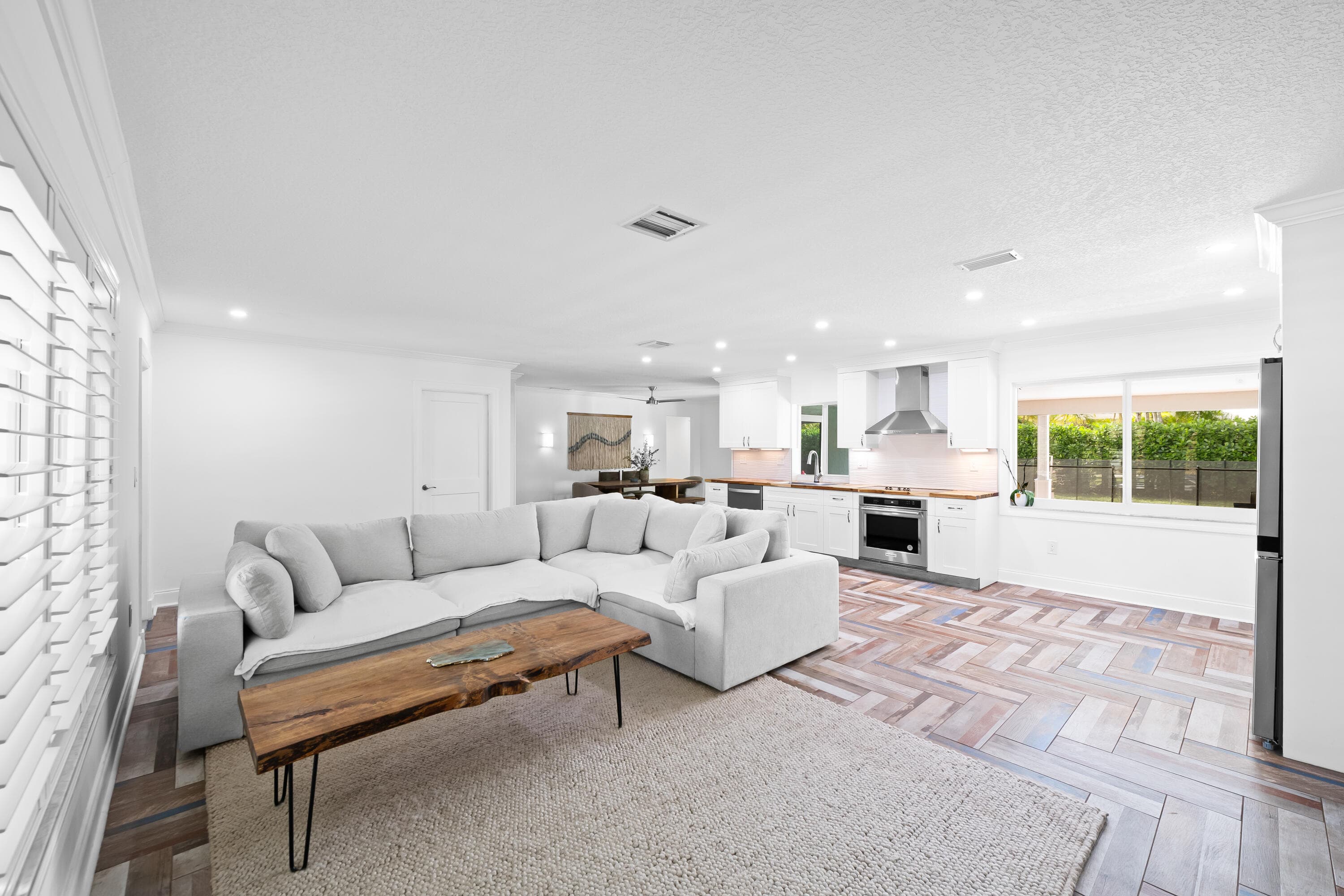 3333 NW 26th Court, Boca Raton, FL 33434 — photo 6 of 41
