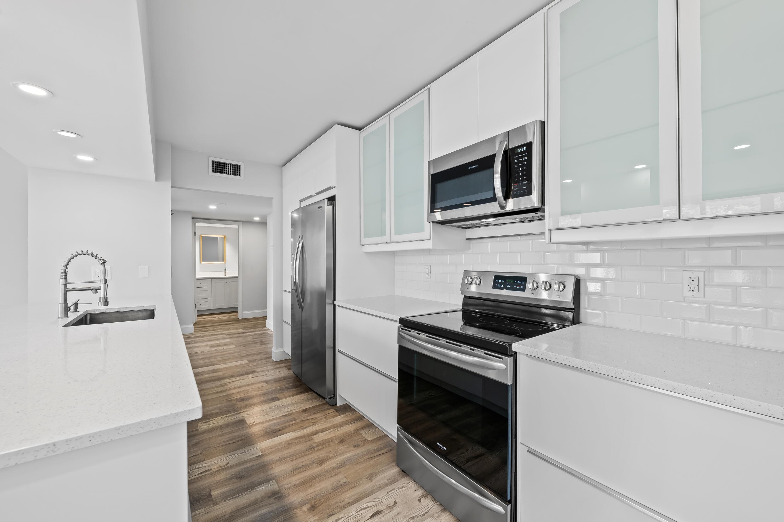 799 Jeffery Street 202, Boca Raton, FL 33487 — photo 10 of 39