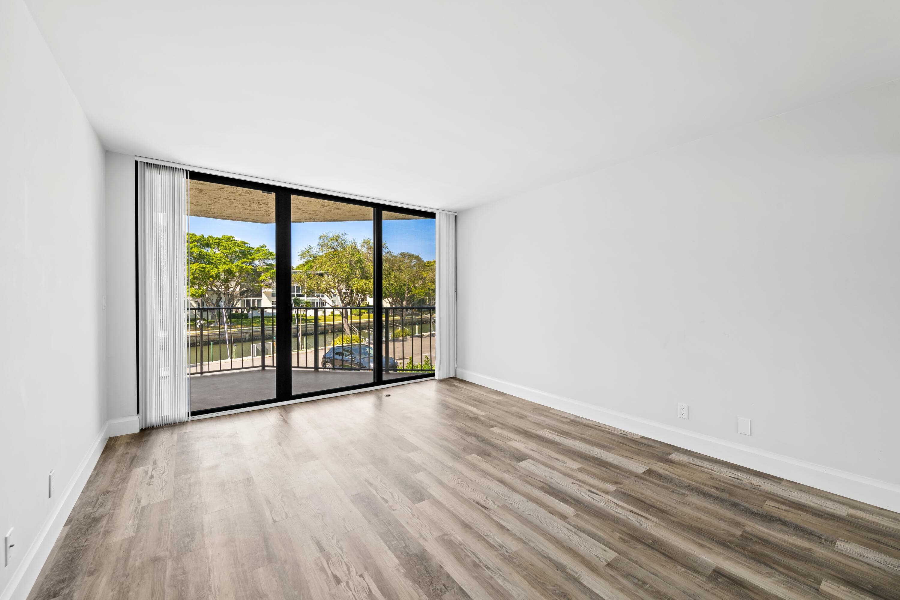 799 Jeffery Street 202, Boca Raton, FL 33487 — photo 14 of 39