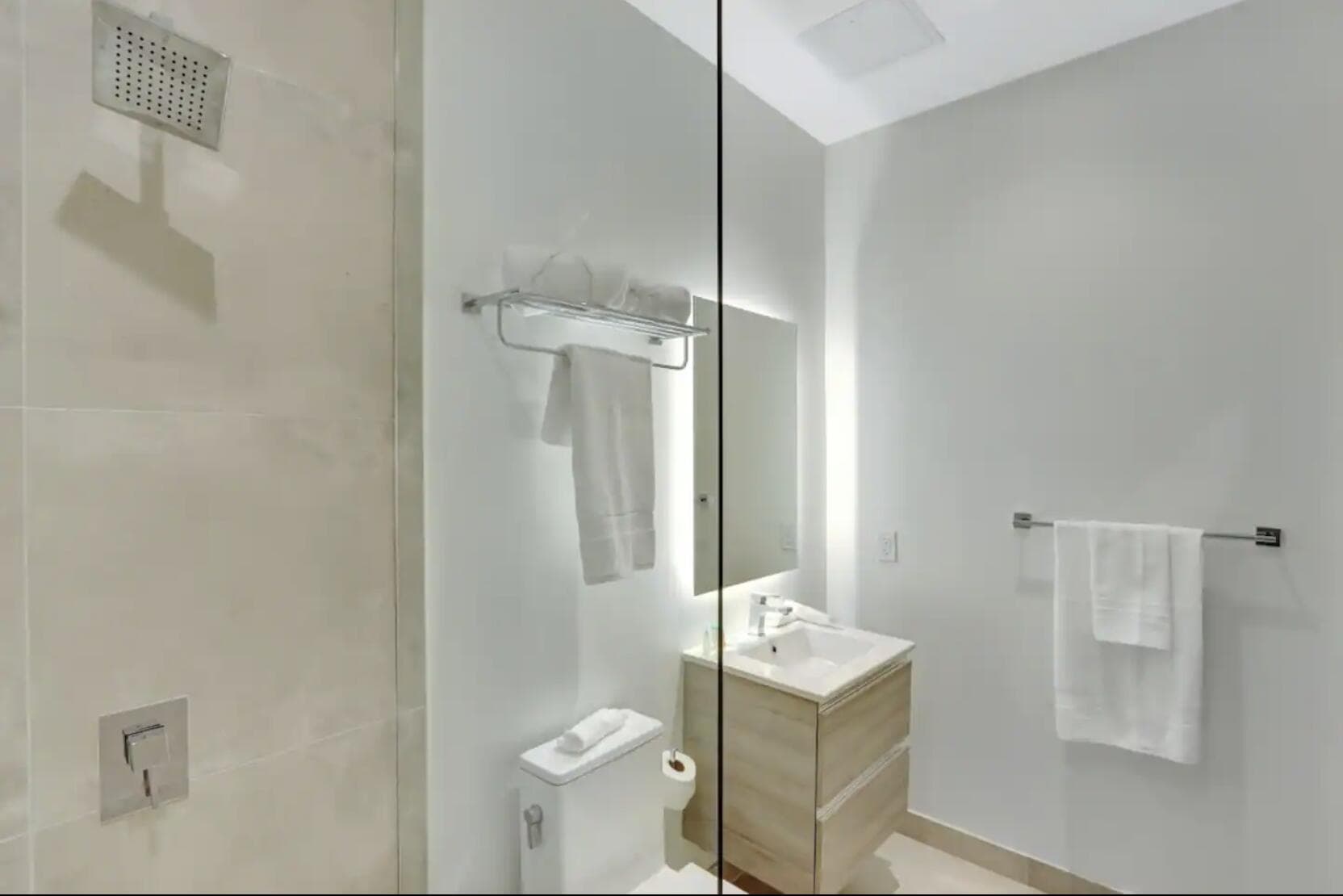 229 SW 9th Street 201, Miami, FL 33130 — photo 12 of 21