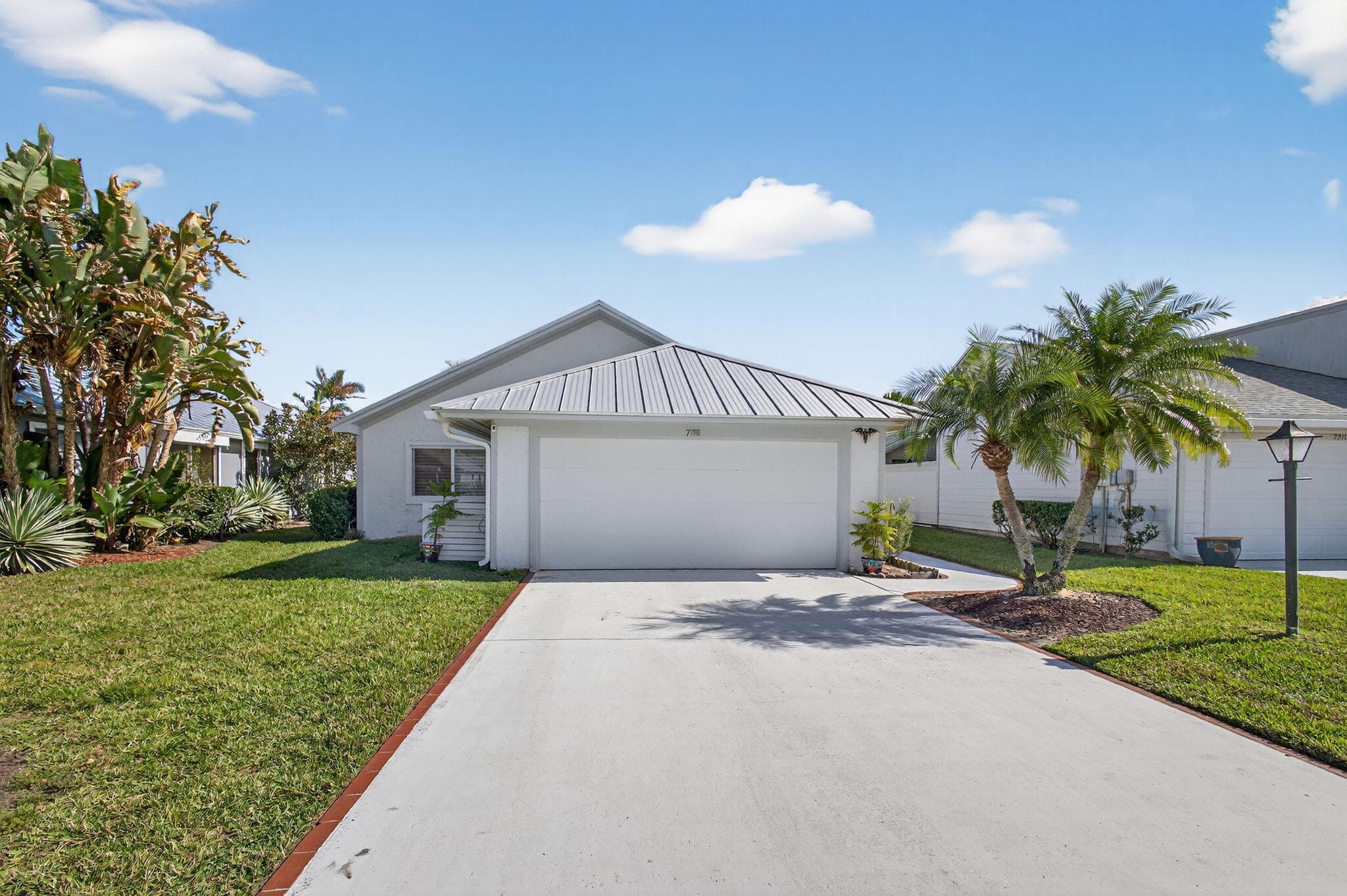 7198 SE Quincy Terrace, Hobe Sound, FL 33455 — photo 4 of 90