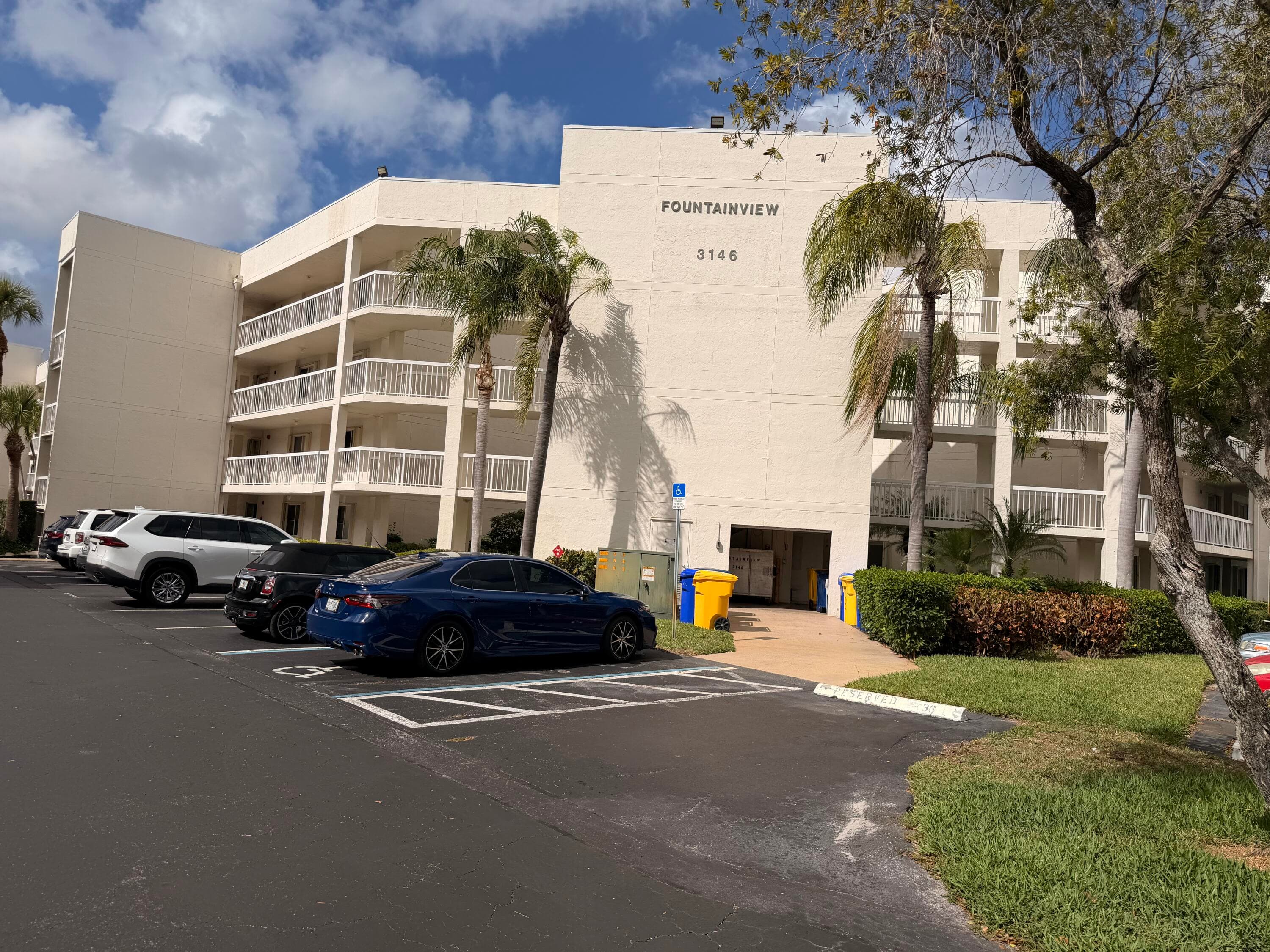 3146 Via Ponciana 301, Lake Worth, FL 33467 — photo 1 of 30