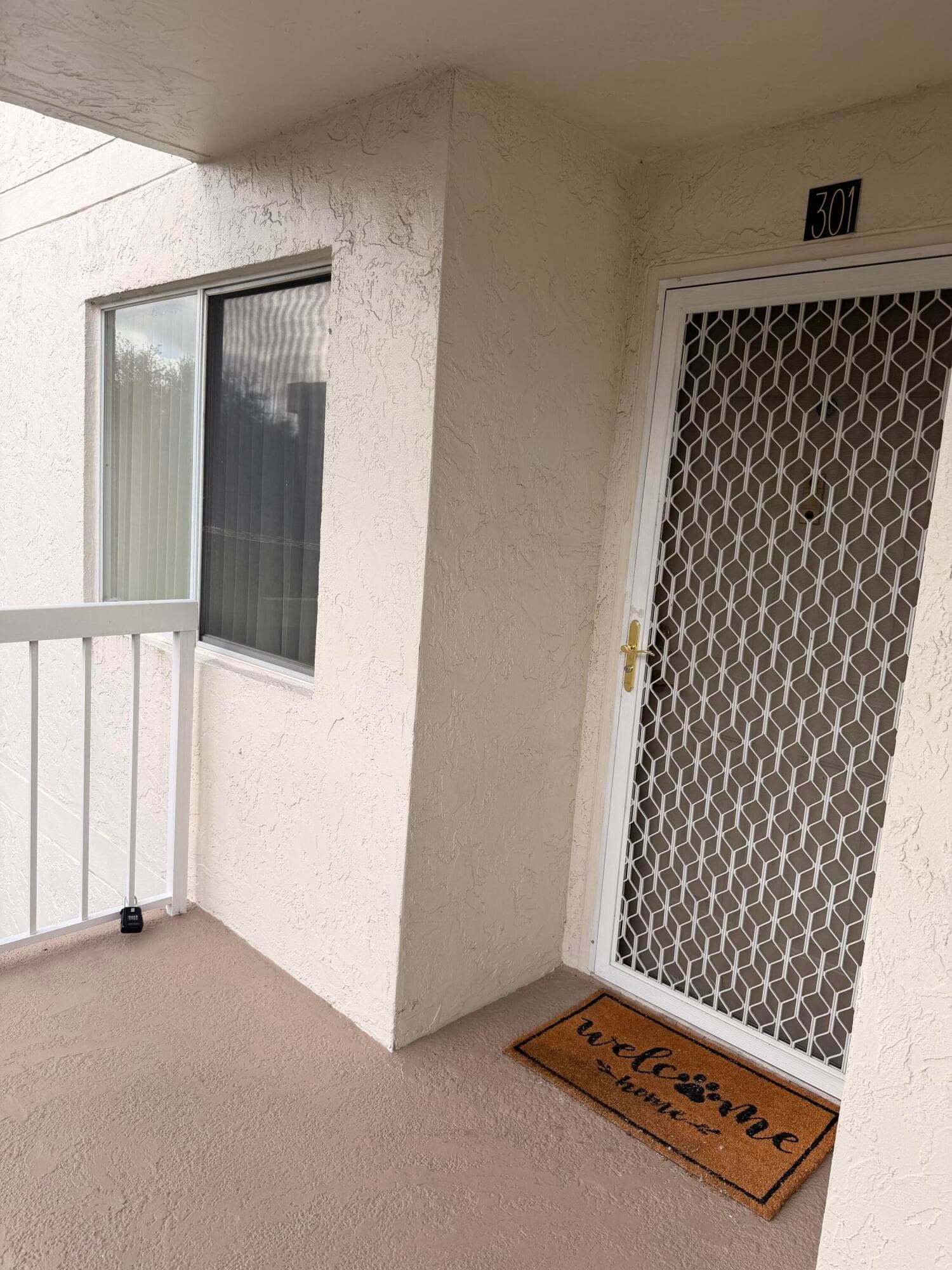 3146 Via Ponciana 301, Lake Worth, FL 33467 — photo 3 of 30