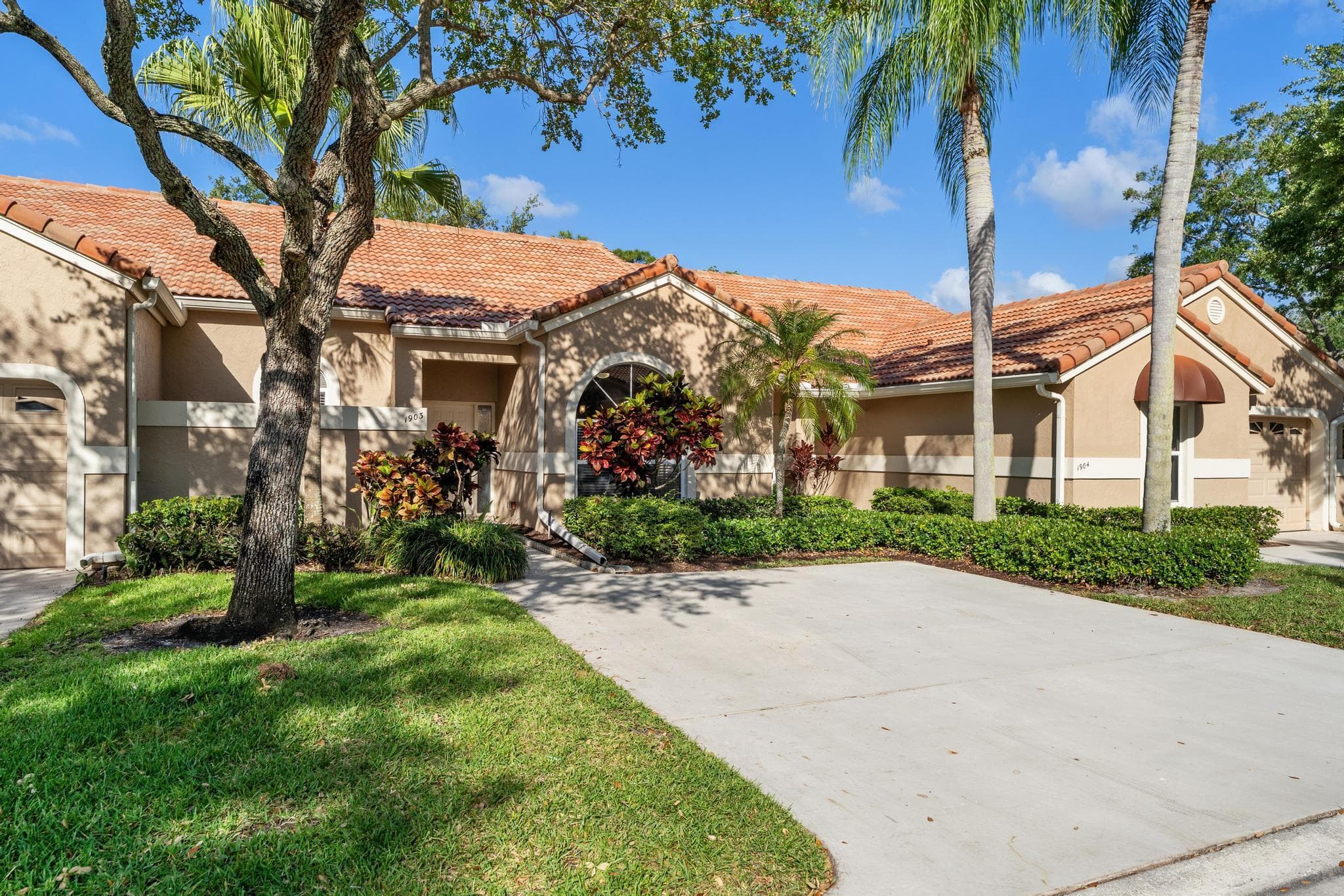 1903 Rosewood Way, Palm Beach Gardens, FL 33418 — photo 2 of 33