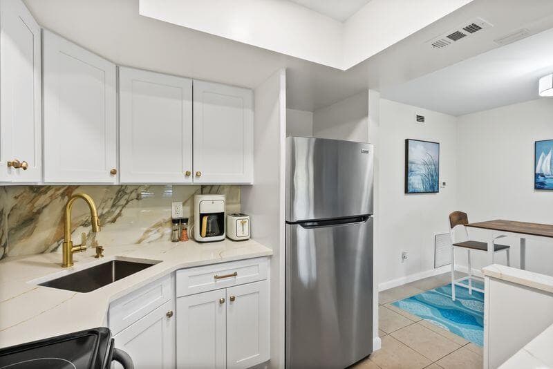 2319 Tamarind Drive 102, Fort Pierce, FL 34949 — photo 16 of 28