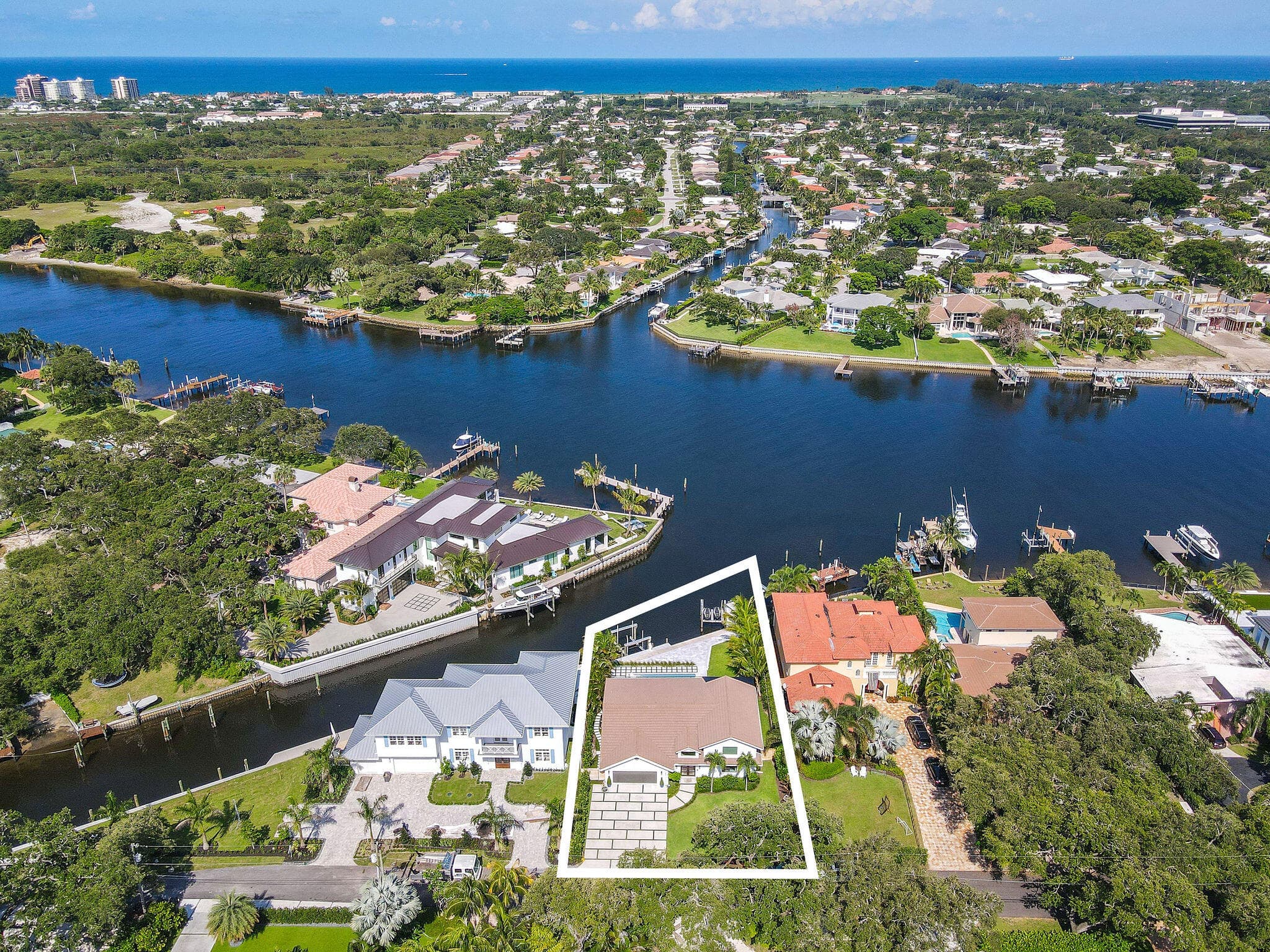 12880 S Shore Drive, Palm Beach Gardens, FL 33410 — photo 53 of 59