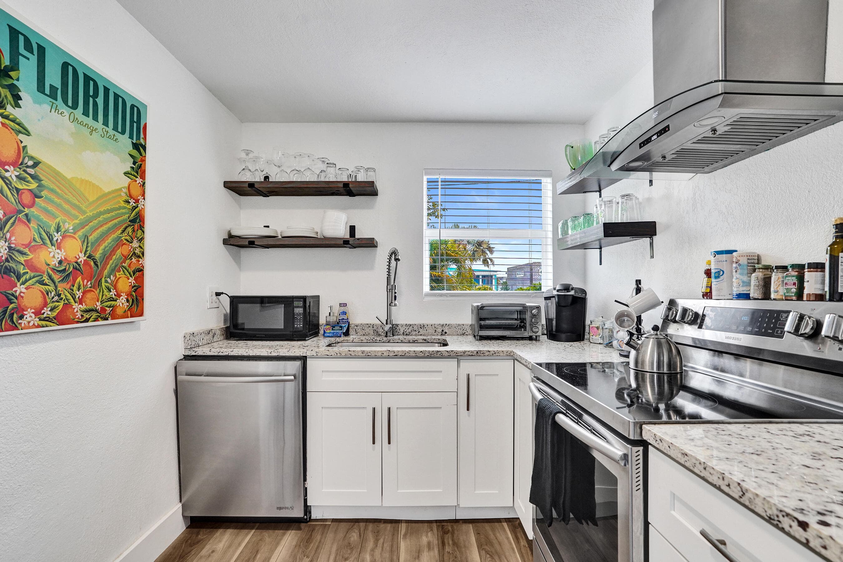 311 SE 3rd Avenue, Delray Beach, FL 33483 — photo 11 of 63