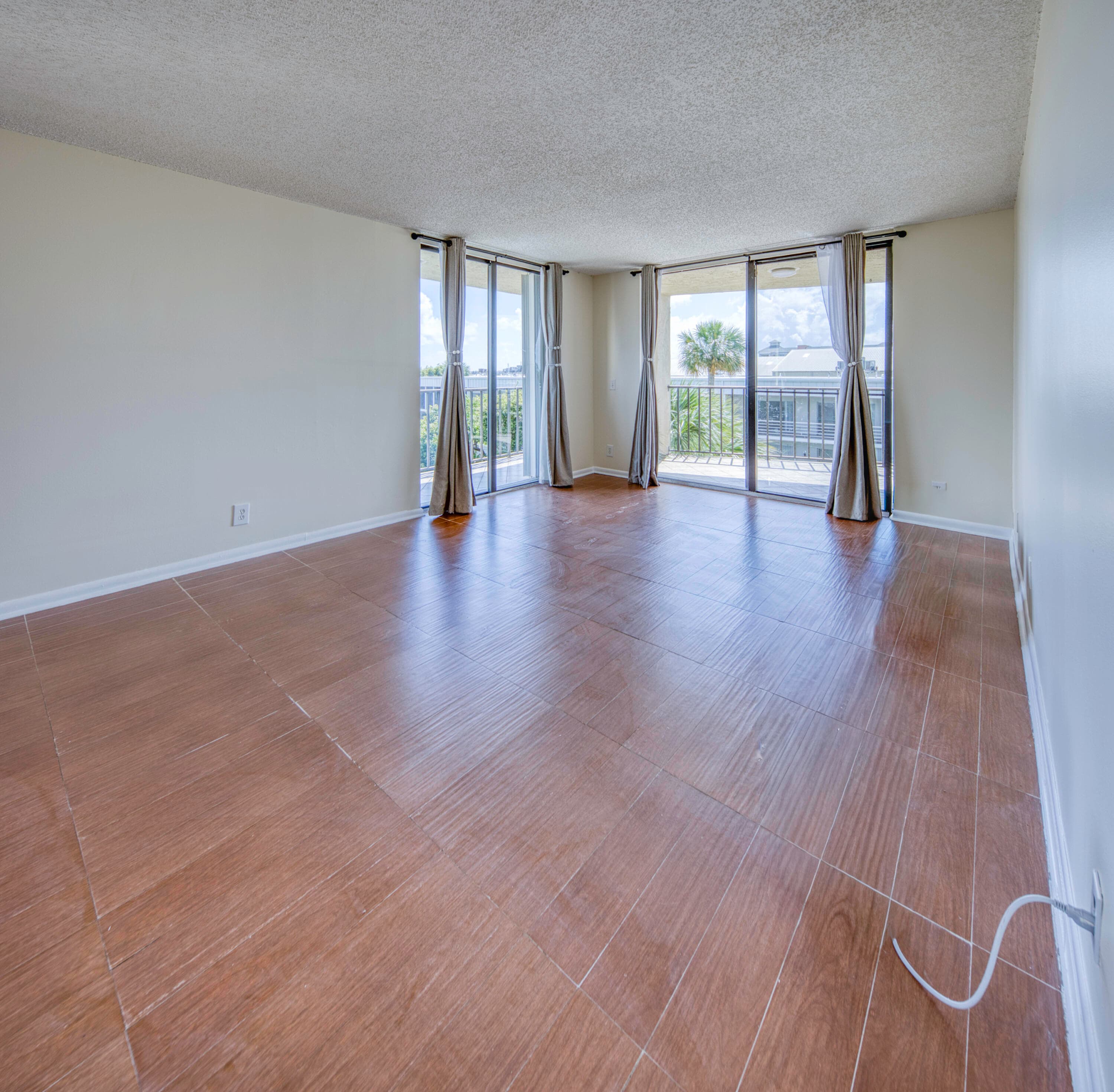 890 N Federal Highway 412, Lantana, FL 33462 — photo 8 of 46