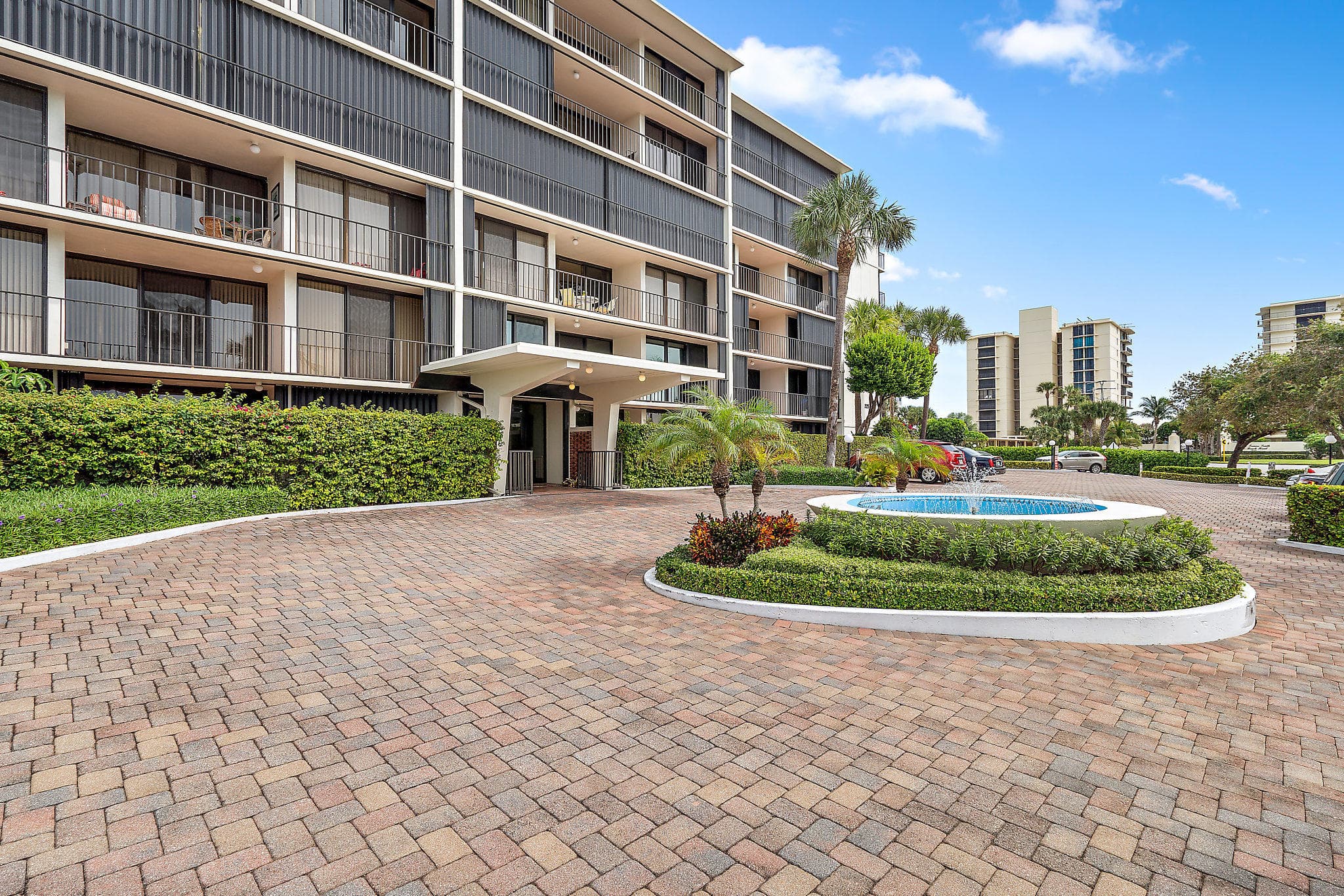 225 Beach Road 401, Tequesta, FL 33469 — photo 6 of 57