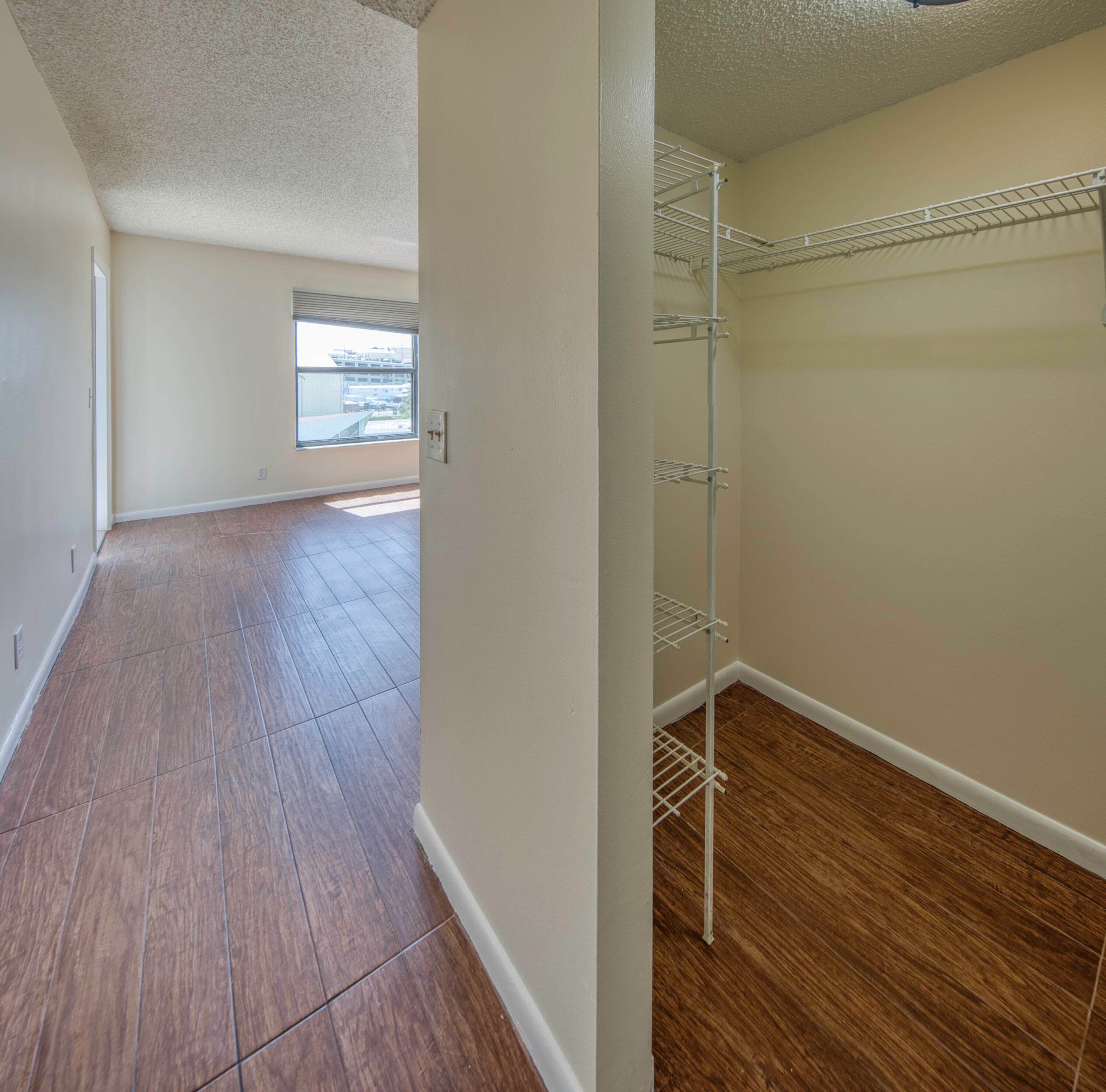 890 N Federal Highway 412, Lantana, FL 33462 — photo 25 of 46