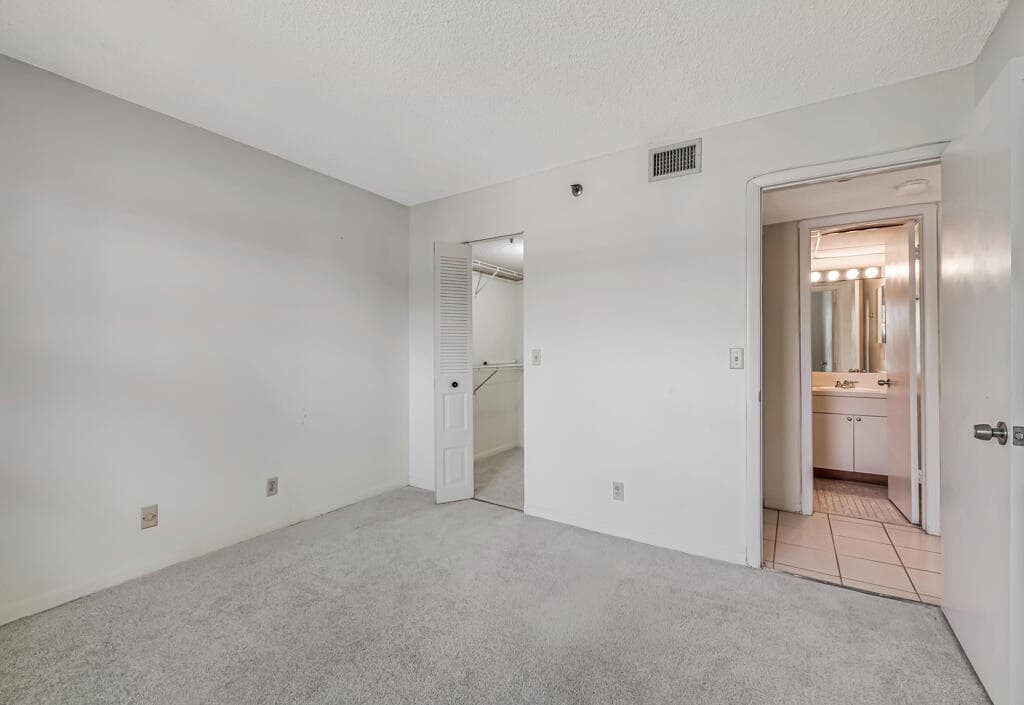 4640 Lucerne Lakes Boulevard 206, Lake Worth, FL 33467 — photo 20 of 42
