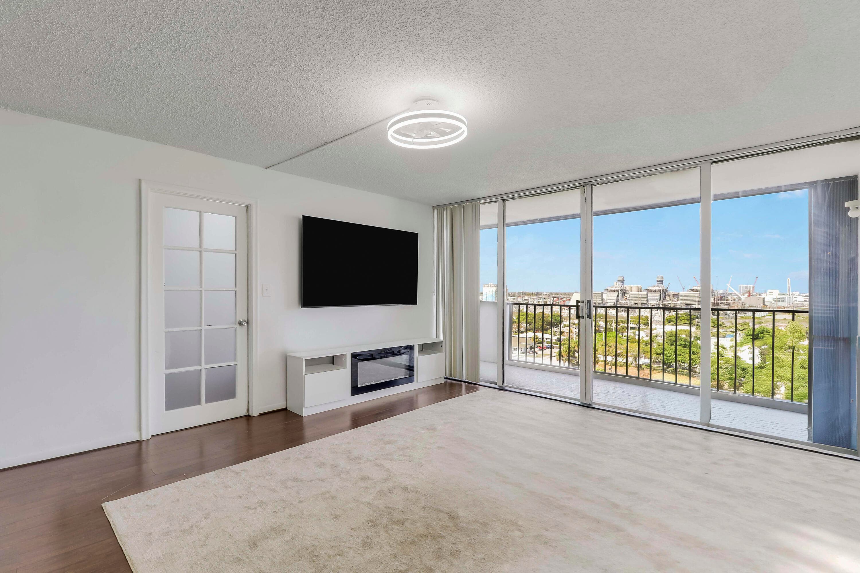 5600 N Flagler Drive 1001, West Palm Beach, FL 33407 — photo 8 of 53