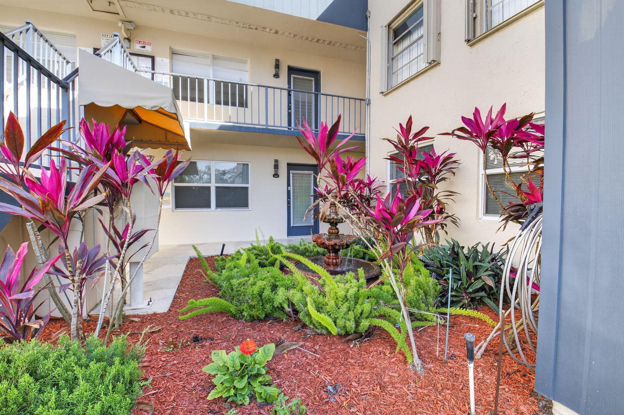 173 Flanders D 173, Delray Beach, FL 33484 — photo 1 of 94