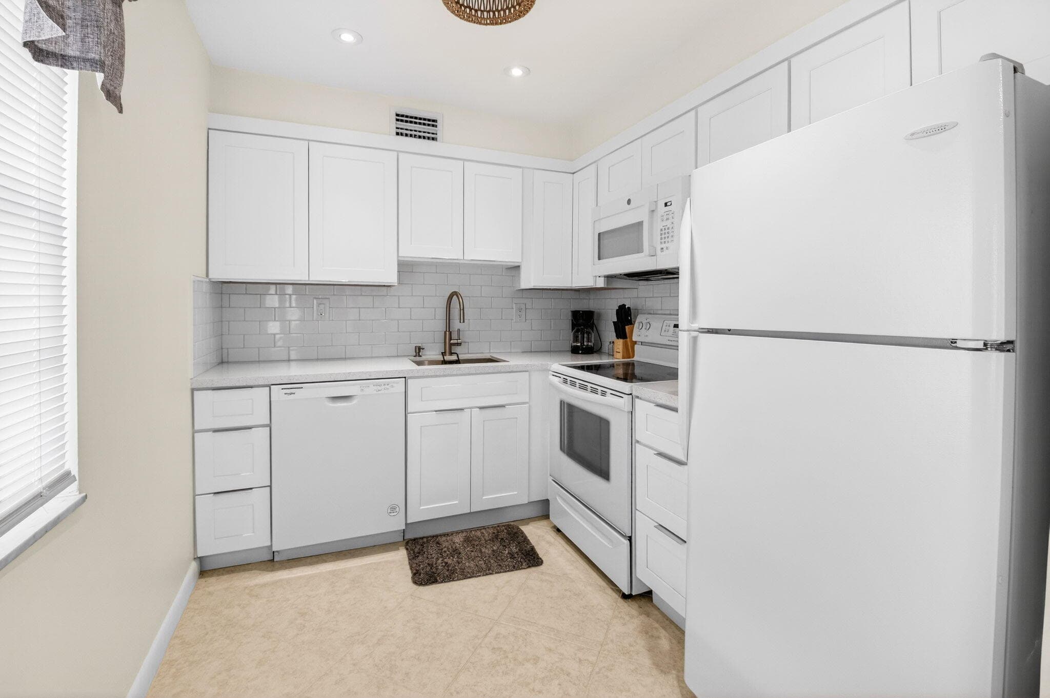173 Flanders D 173, Delray Beach, FL 33484 — photo 20 of 94