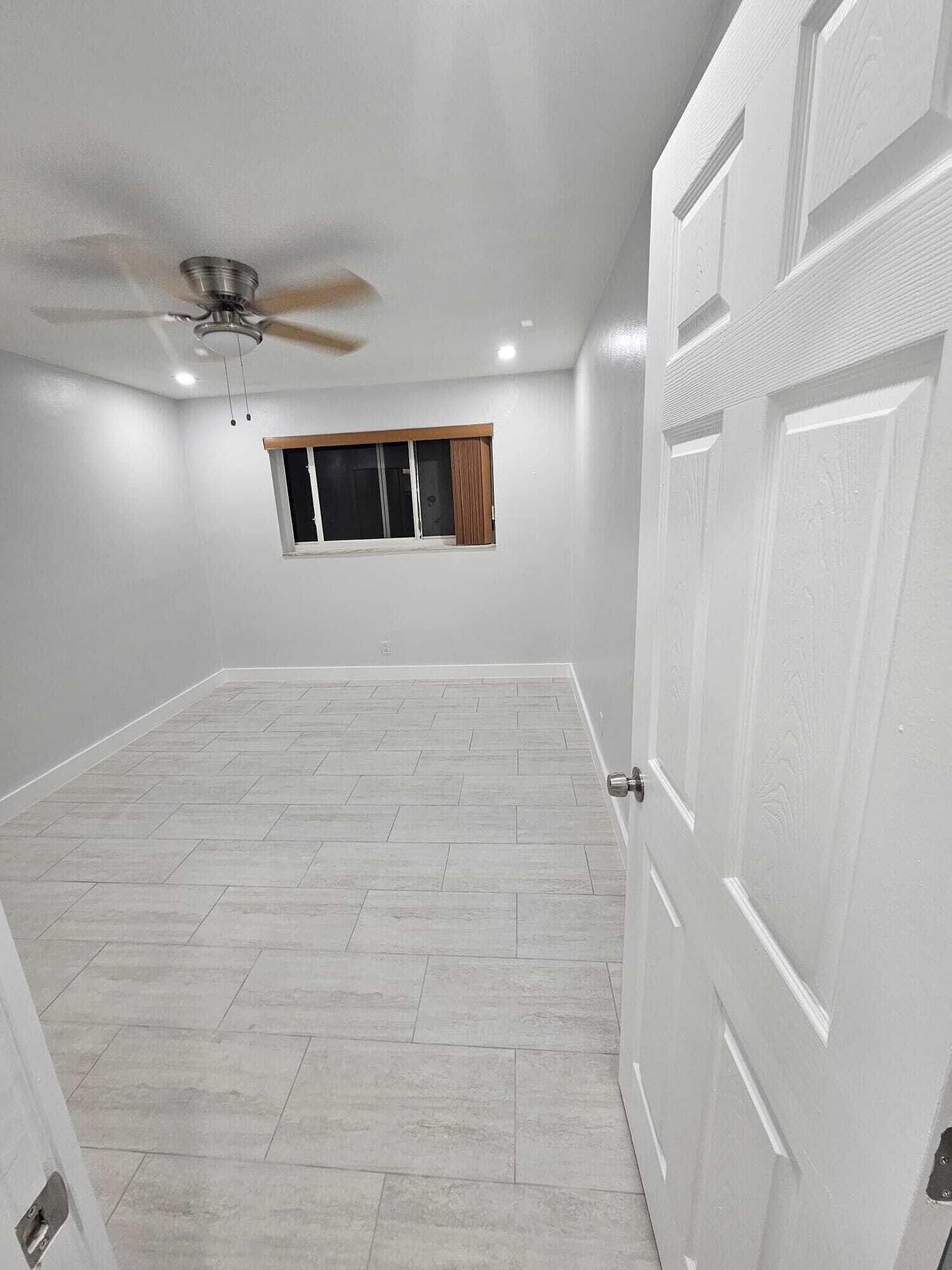 2030 SW 41st Avenue 3, Fort Lauderdale, FL 33317 — photo 6 of 16