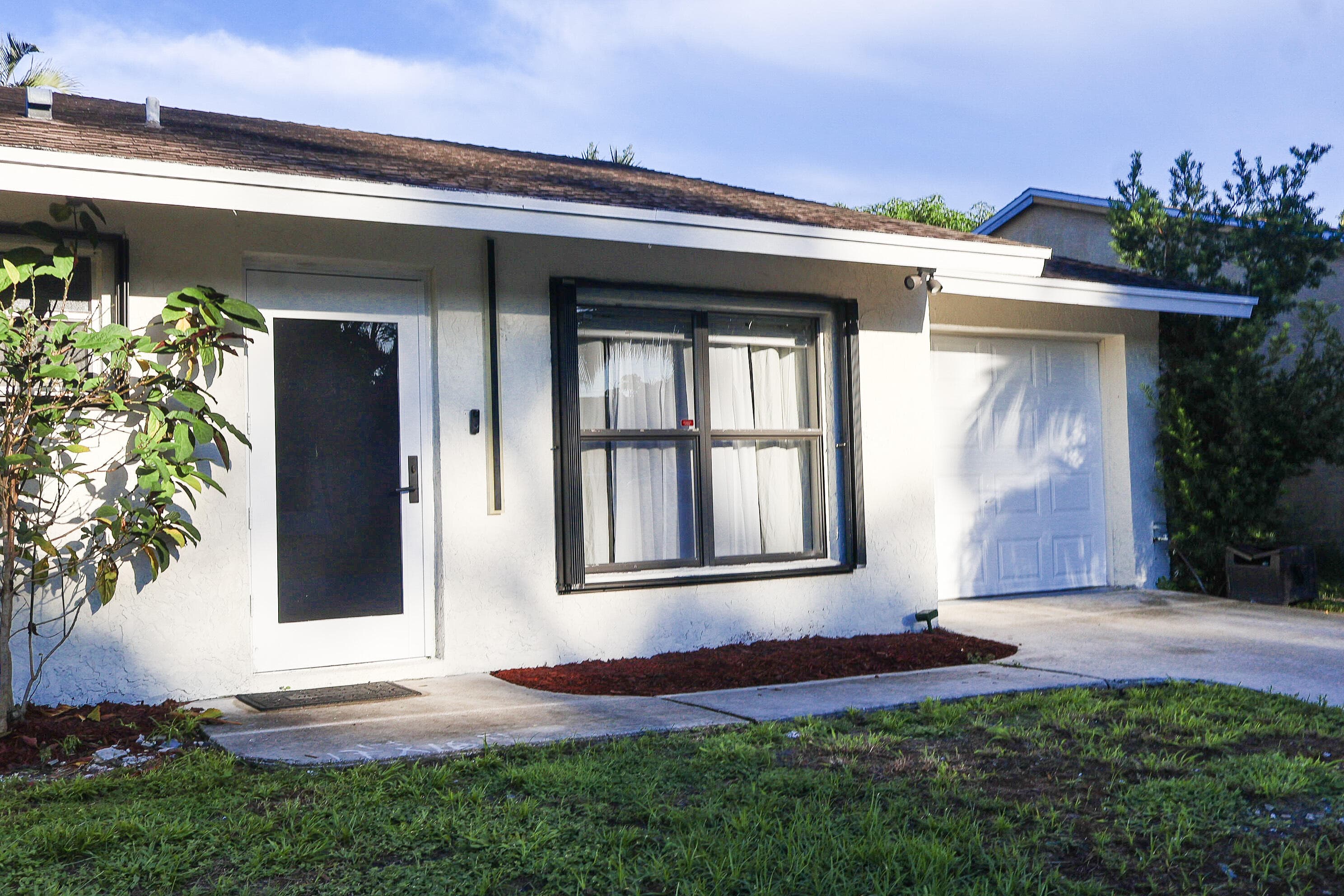 5905 Triphammer Road, Lake Worth, FL 33463 — photo 2 of 16