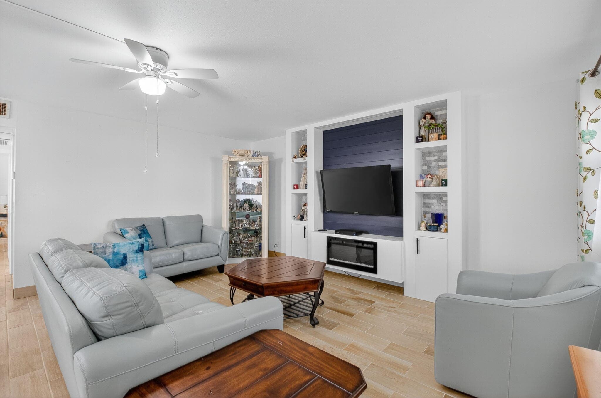 60 Brittany B, Delray Beach, FL 33446 — photo 8 of 50