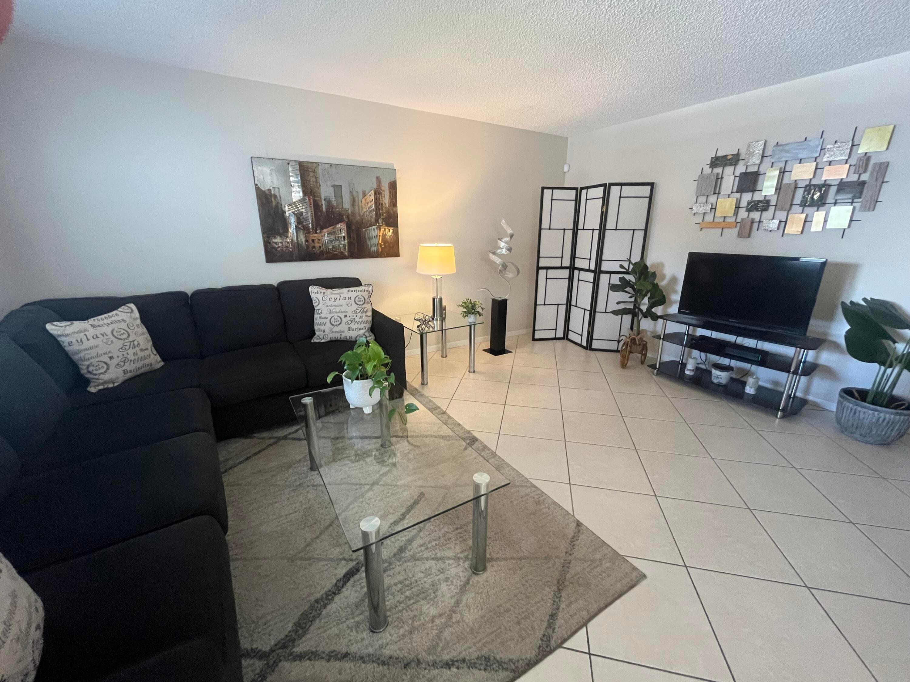 142 Normandy C, Delray Beach, FL 33484 — photo 13 of 33