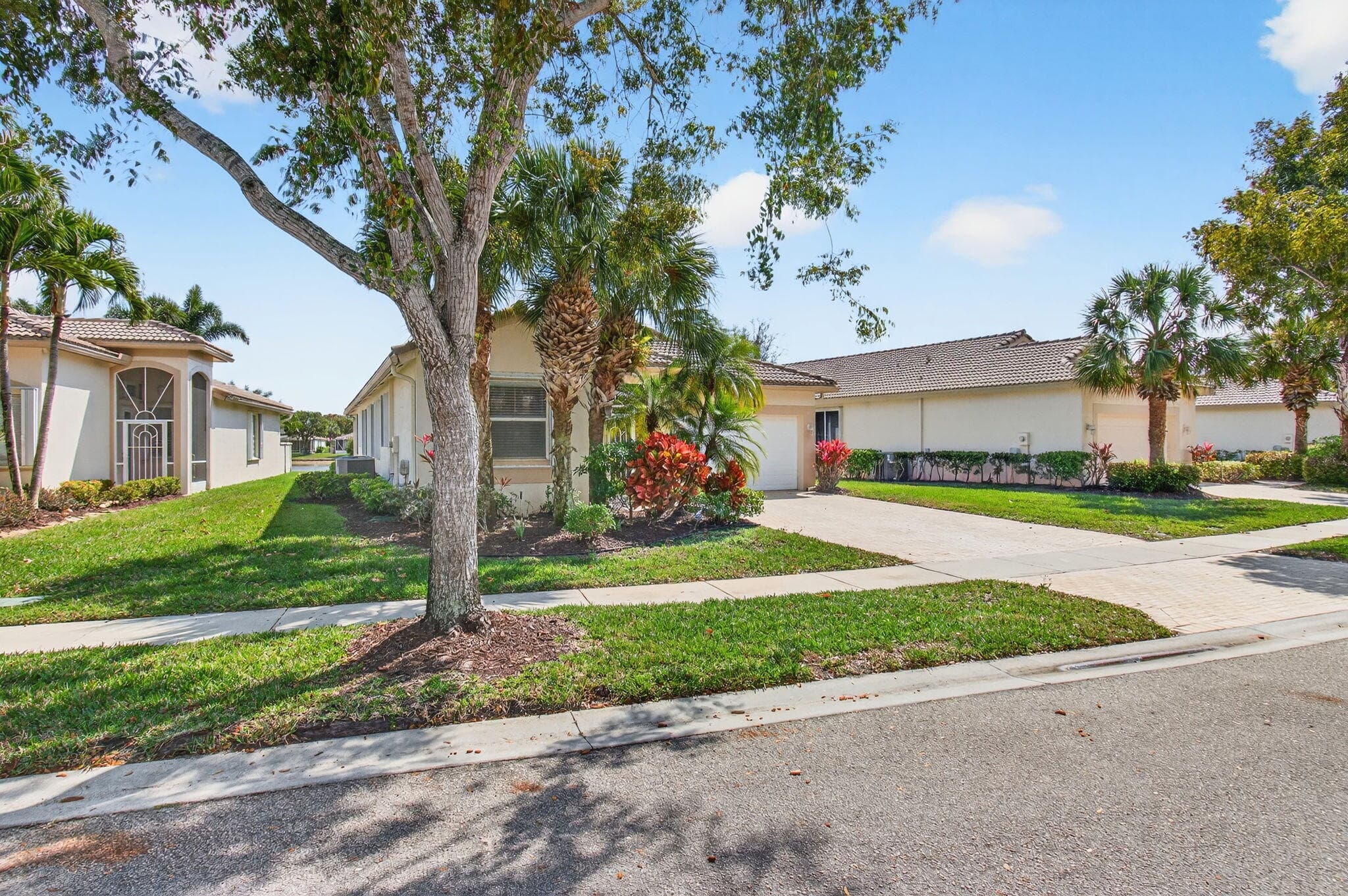 2707 Clipper Circle, West Palm Beach, FL 33411 — photo 4 of 70