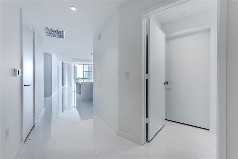 851 NE 1st Avenue 1912, Miami, FL 33132 — photo 15 of 26