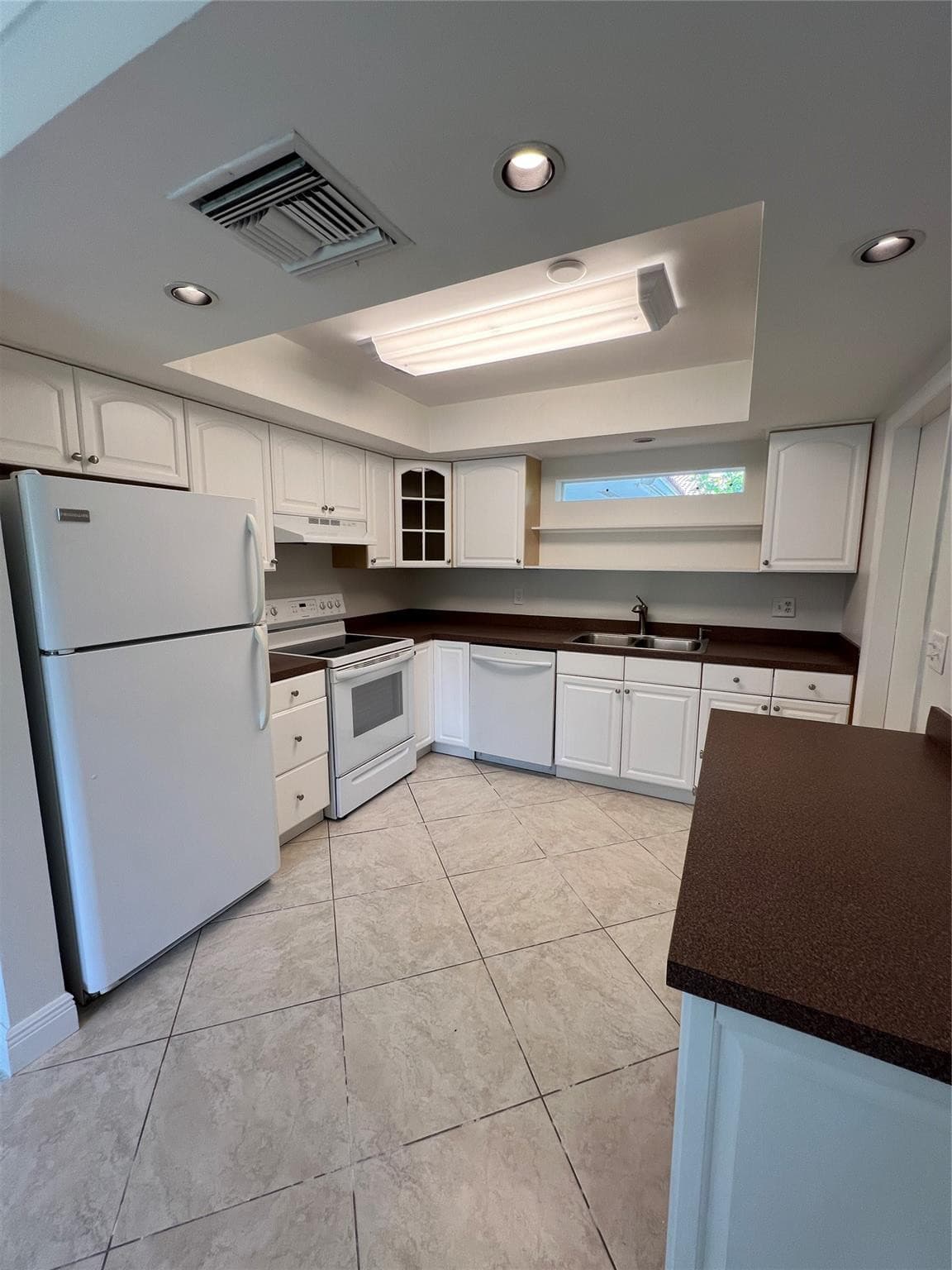 4800 NE 21st Avenue, Fort Lauderdale, FL 33308 — photo 10 of 35