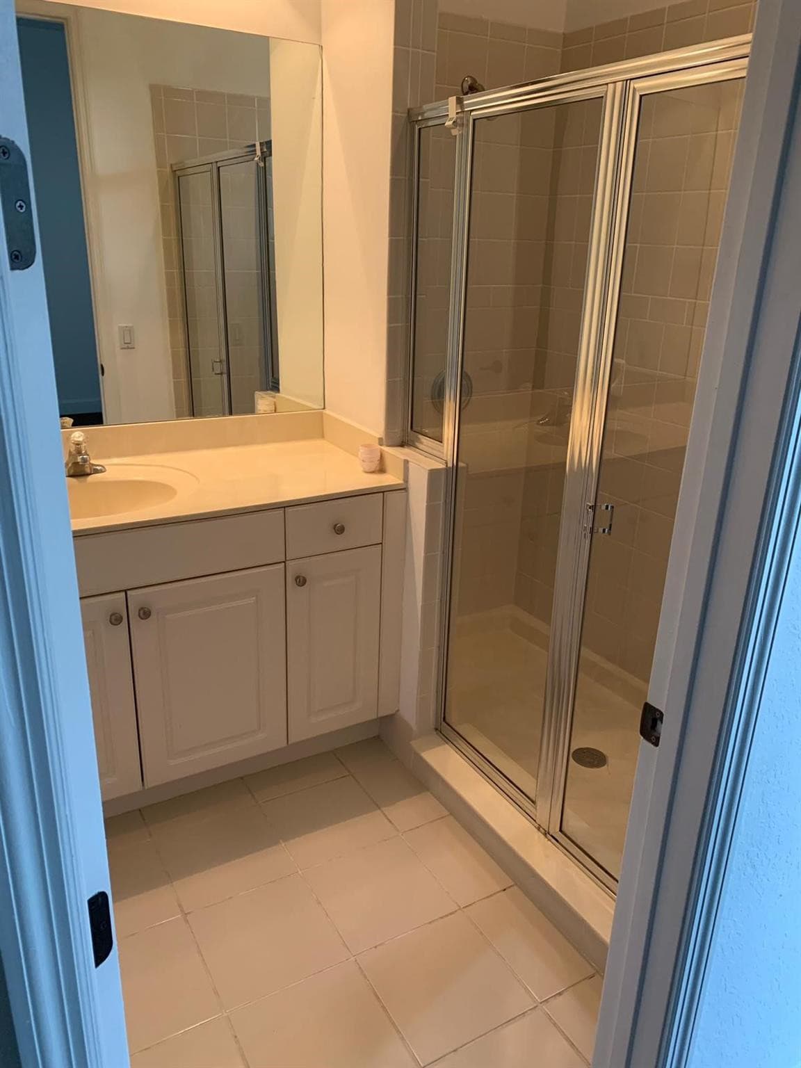 14631 SW 6th Street 14631, Pembroke Pines, FL 33027 — photo 5 of 10