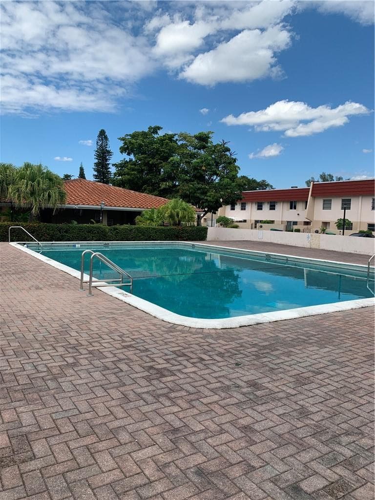 4152 Inverrary Drive 106, Lauderhill, FL 33319 — photo 11 of 12