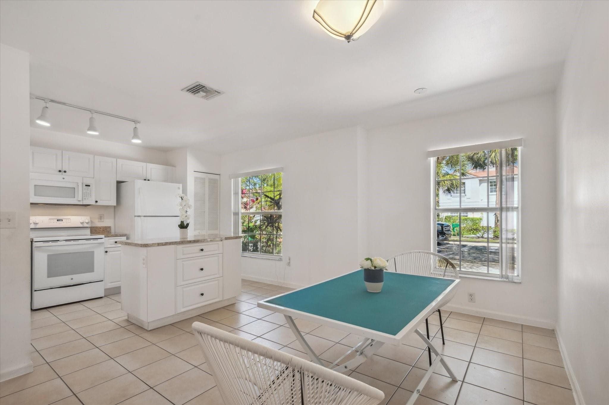 10845 NW 46th Drive, Coral Springs, FL 33076 — photo 13 of 24