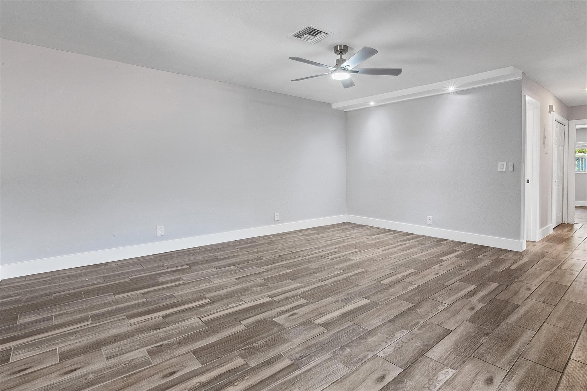 Condominium in Coral Springs — photo 3 of 32
