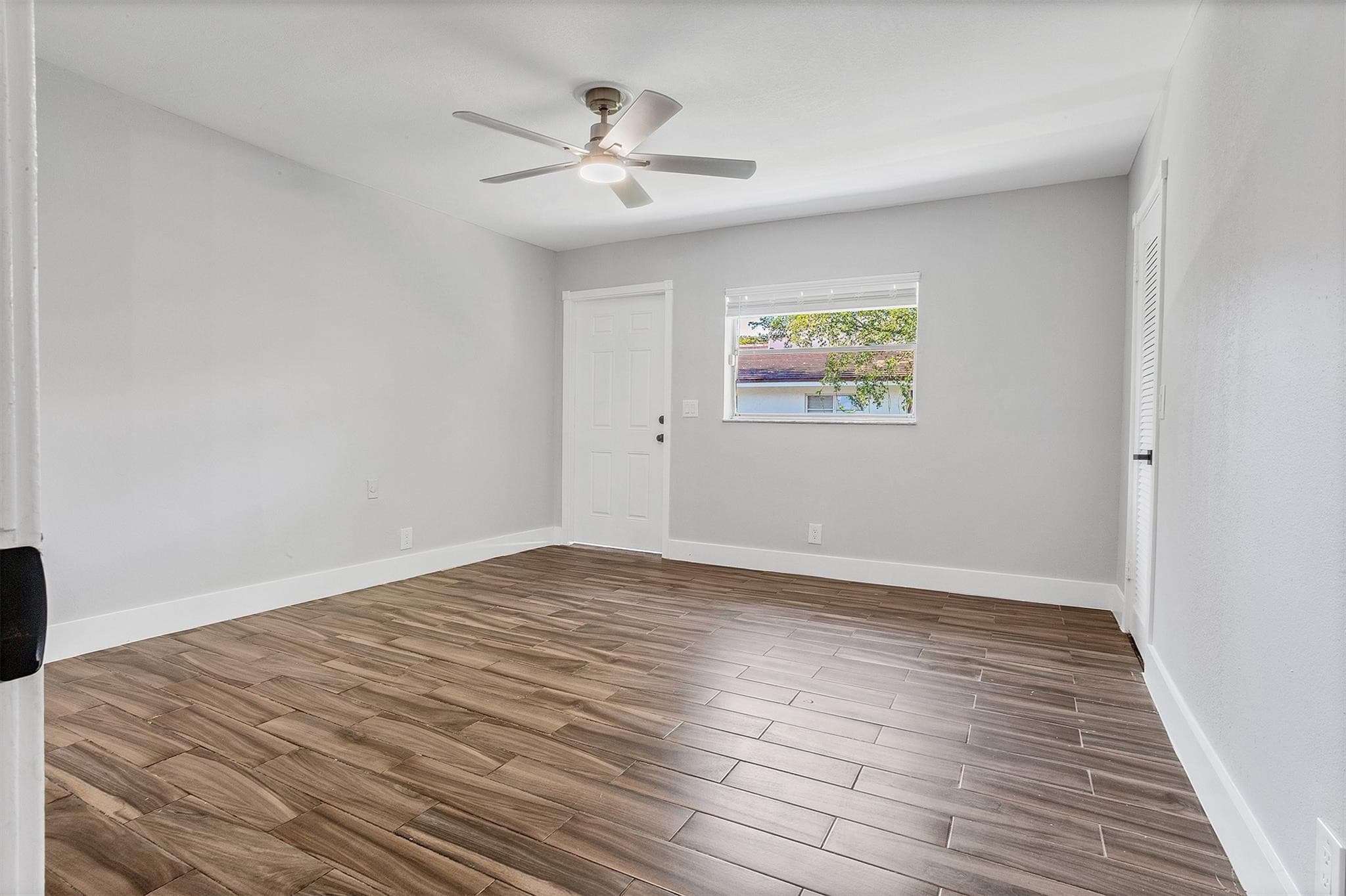 Condominium in Coral Springs — photo 22 of 32