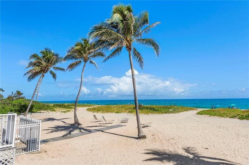 2000 S Ocean Boulevard 7J, Lauderdale-By-The-Sea, FL 33062 — photo 2 of 90