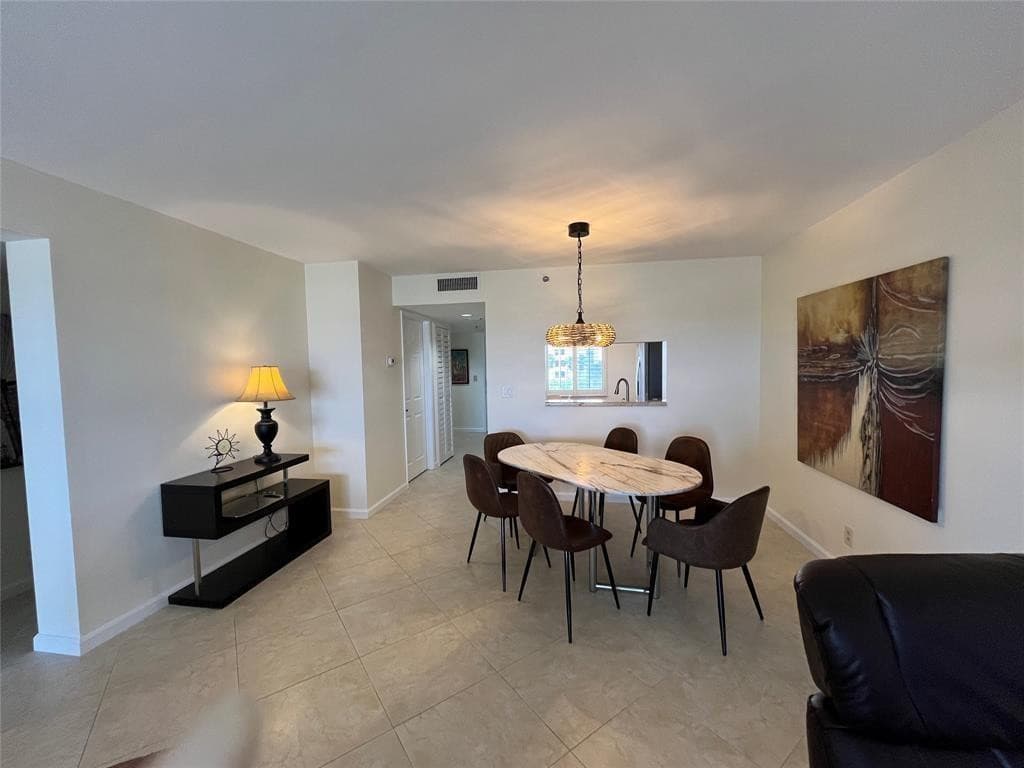 7260 Kinghurst Drive 606, Delray Beach, FL 33446 — photo 7 of 25