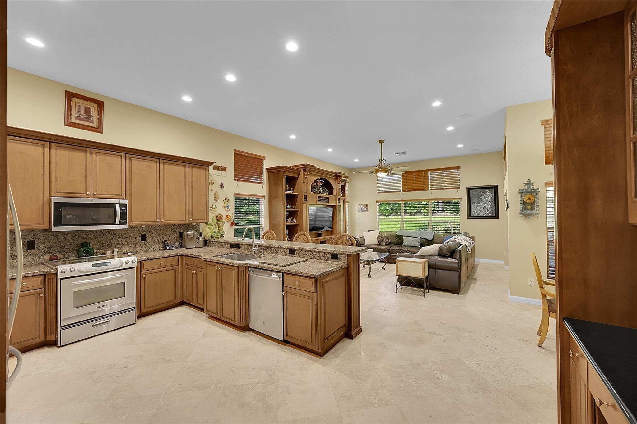 7756 Kingsley Palm Terrace, Lake Worth, FL 33467 — photo 6 of 50