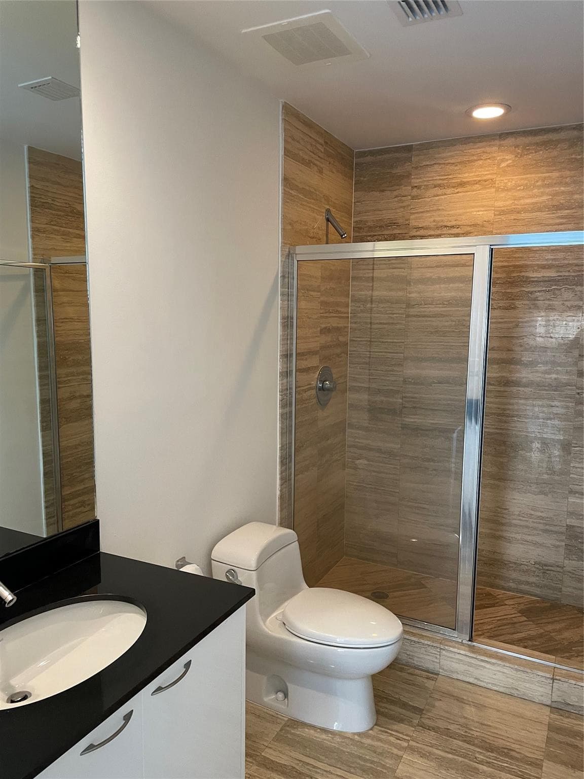 16001 Collins Avenue 502, Sunny Isles Beach, FL 33160 — photo 12 of 40