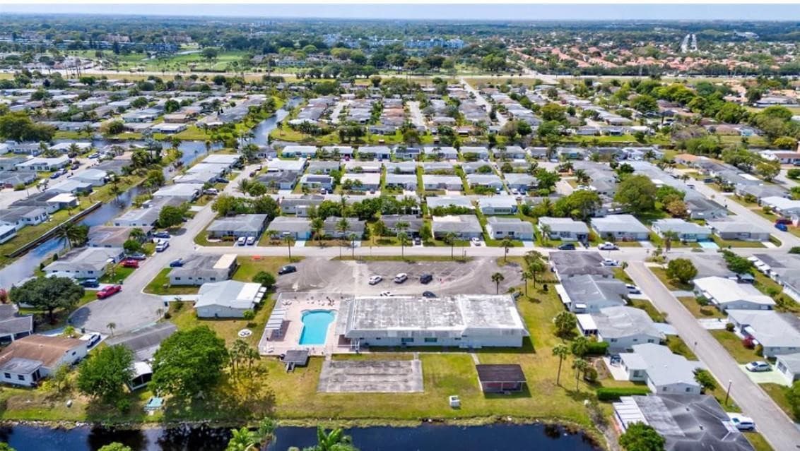 1390 NW 70th Lane, Margate, FL 33063 — photo 40 of 42