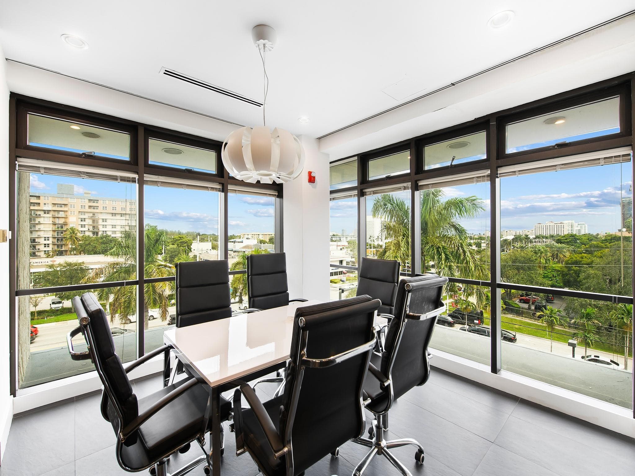 910 SE 17th Street, Fort Lauderdale, FL 33316 — photo 23 of 37