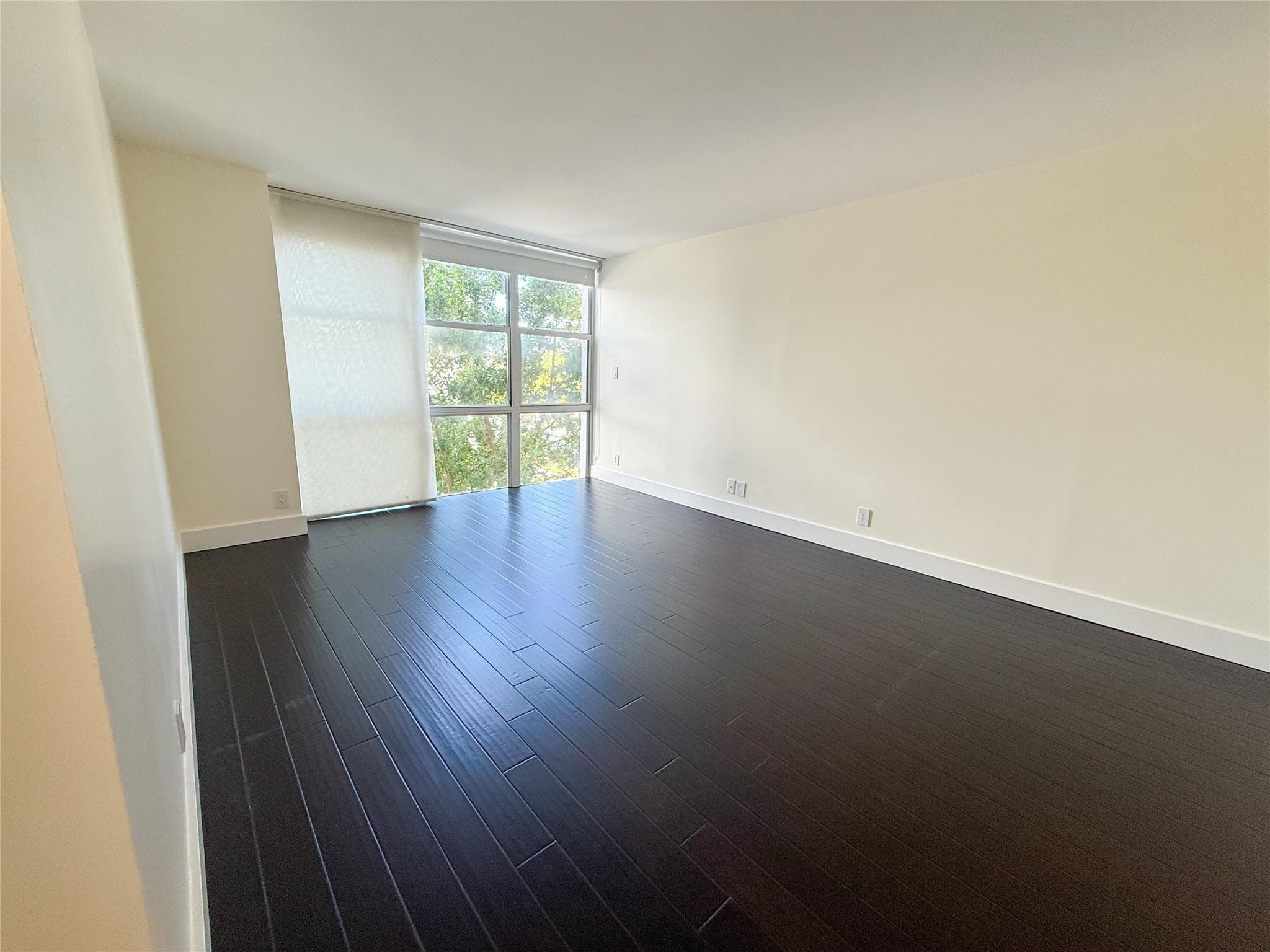1000 Parkview Drive 319, Hallandale Beach, FL 33009 — photo 18 of 29