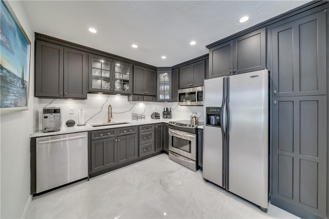 417 NE 15th Avenue, Fort Lauderdale, FL 33301 — photo 19 of 45