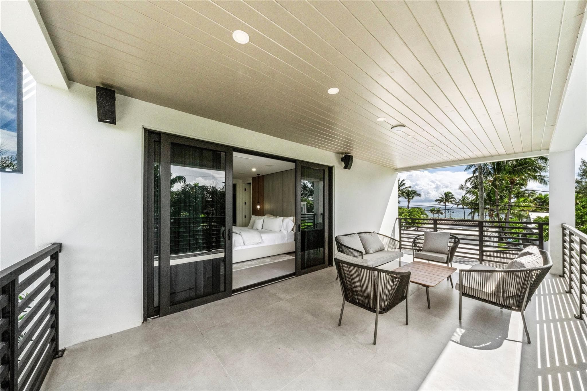 3320 NE 17th Street, Fort Lauderdale, FL 33305 — photo 23 of 45