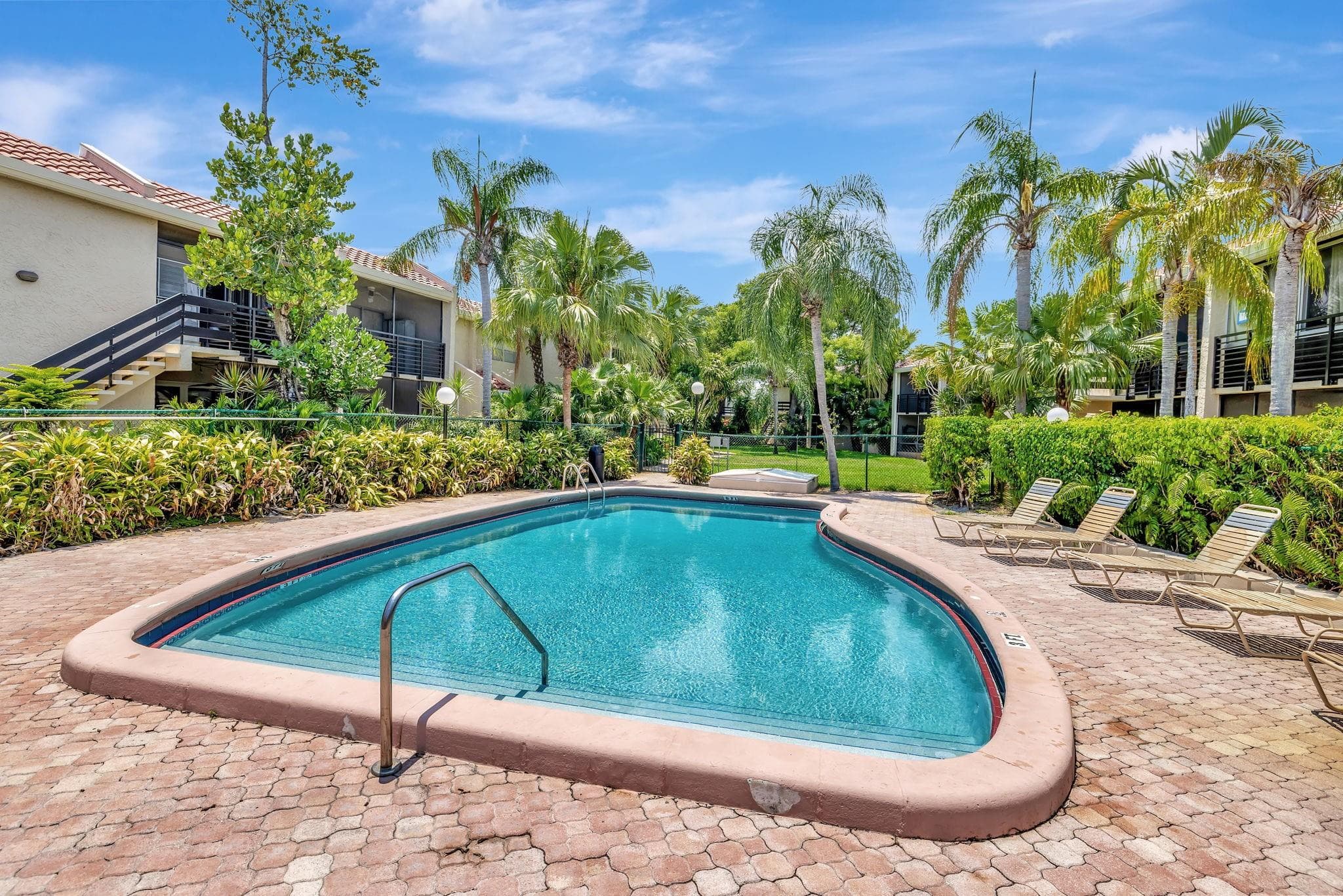 5336 NE 6th Avenue H7, Oakland Park, FL 33334 — photo 25 of 31