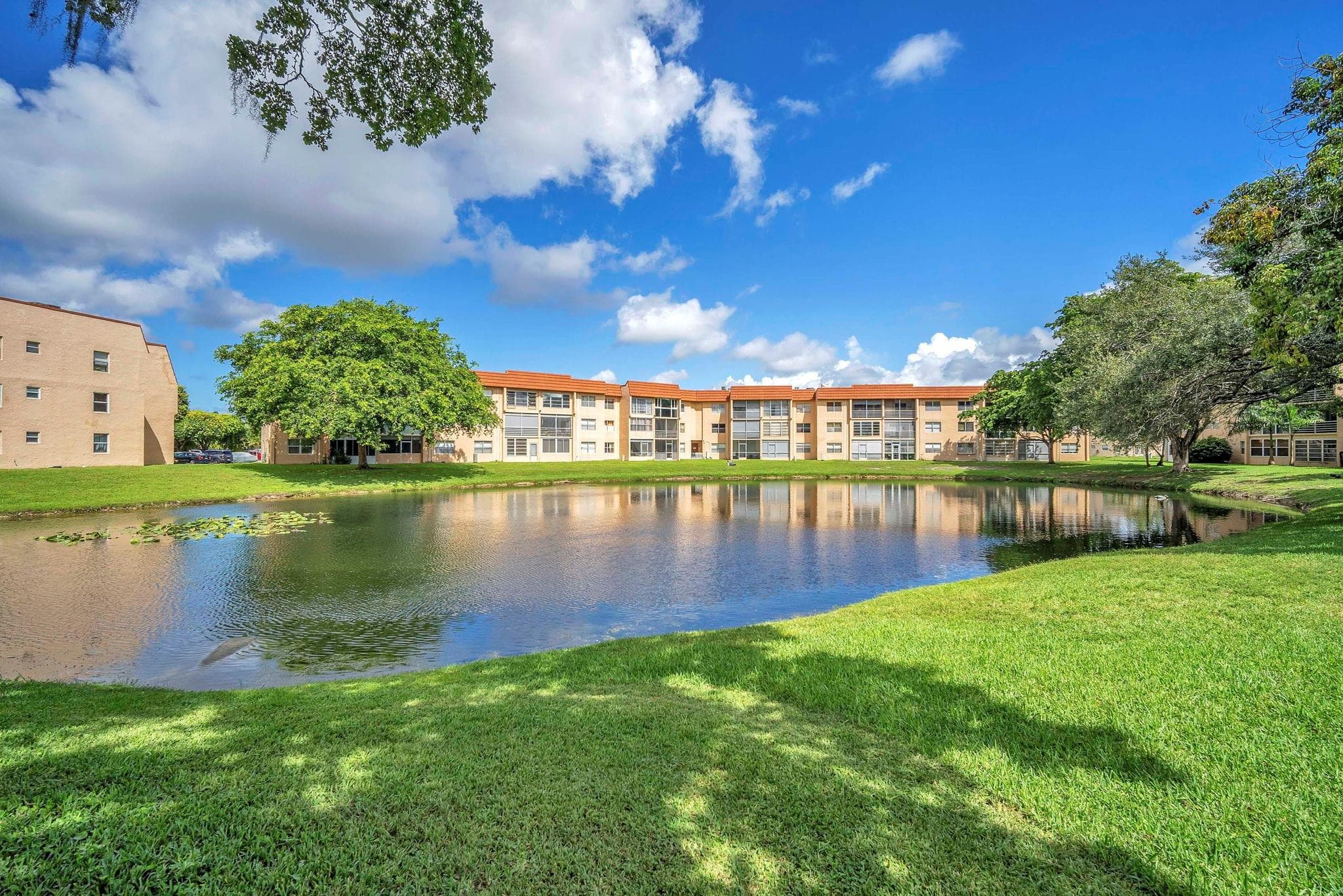 9301 Sunrise Lakes Boulevard 207, Sunrise, FL 33322 — photo 1 of 43